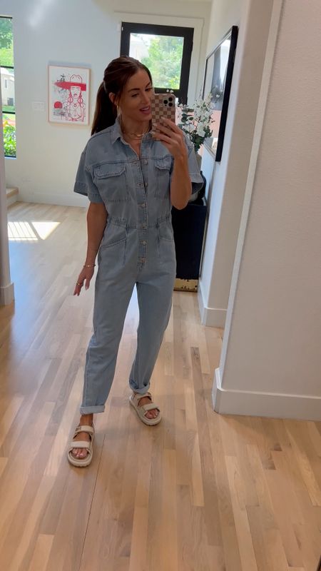 Cute and comfy denim jumpsuit ! Casual work from home outfit :) 

Wearing size small! 

#LTKstyletip