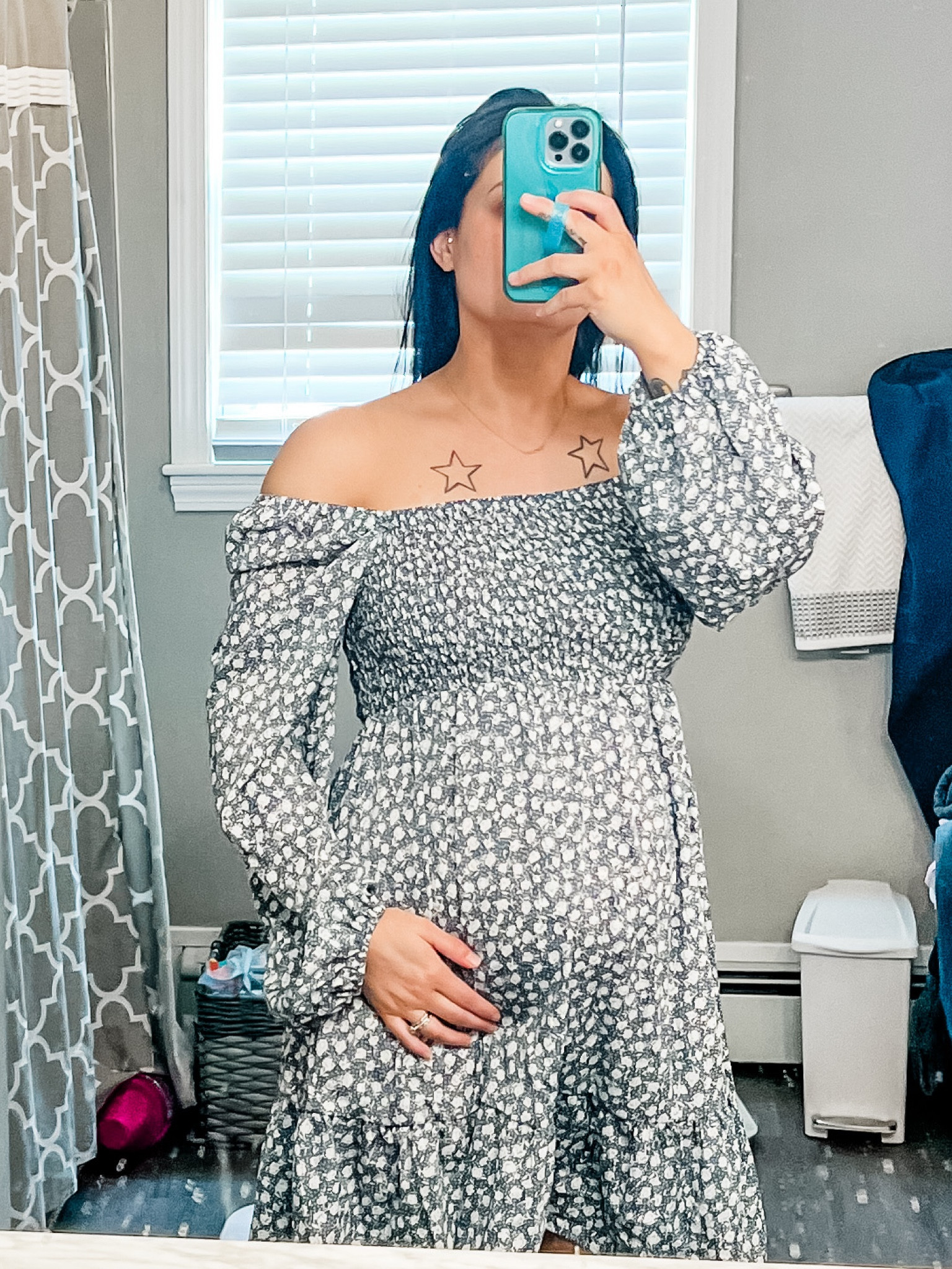 I loved this blue floral dress I wore to a wedding, was so cute with my baby bump but also just as cute after pregnancy 🥰

floral dress wedding guest dress baby bump fit maternity blue floral dress long sleeve dress off the shoulder dress baby bump
baby bump outfit

#LTKstyletip #LTKbump #LTKfindsunder100