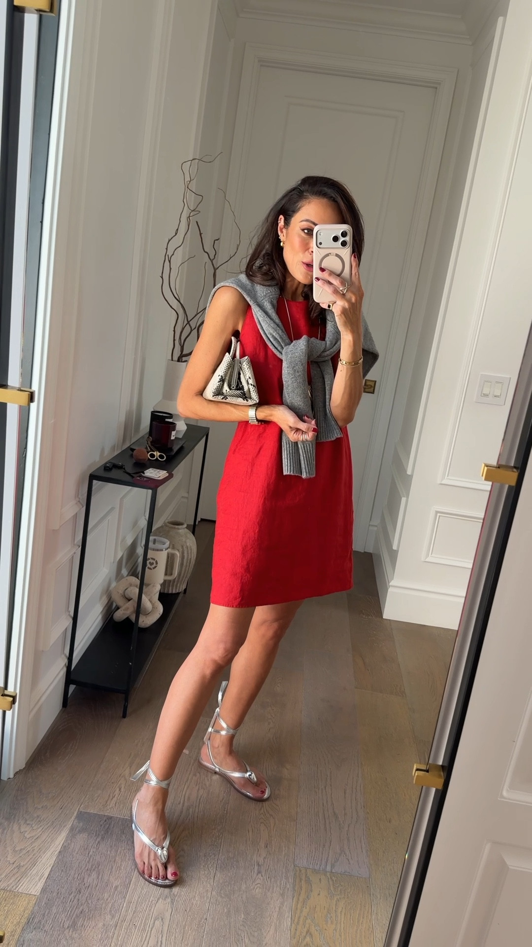 The perfect linen dress that’ll carry you into summer! Love this fun pop of red for Fourth of July as well! 🤍

#LTKSeasonal #LTKOver40