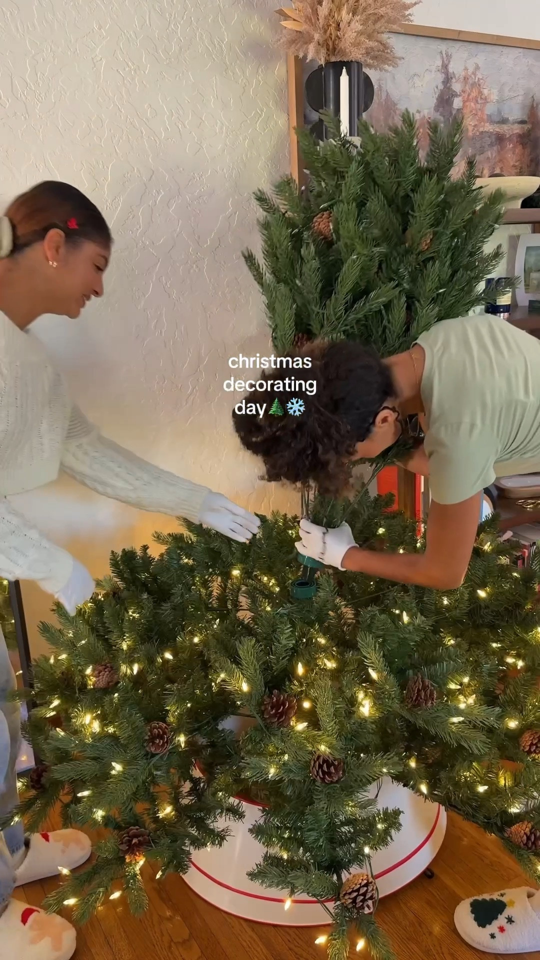 perks of living with your bestie 👯🌲

#LTKHome #LTKHoliday #LTKSeasonal