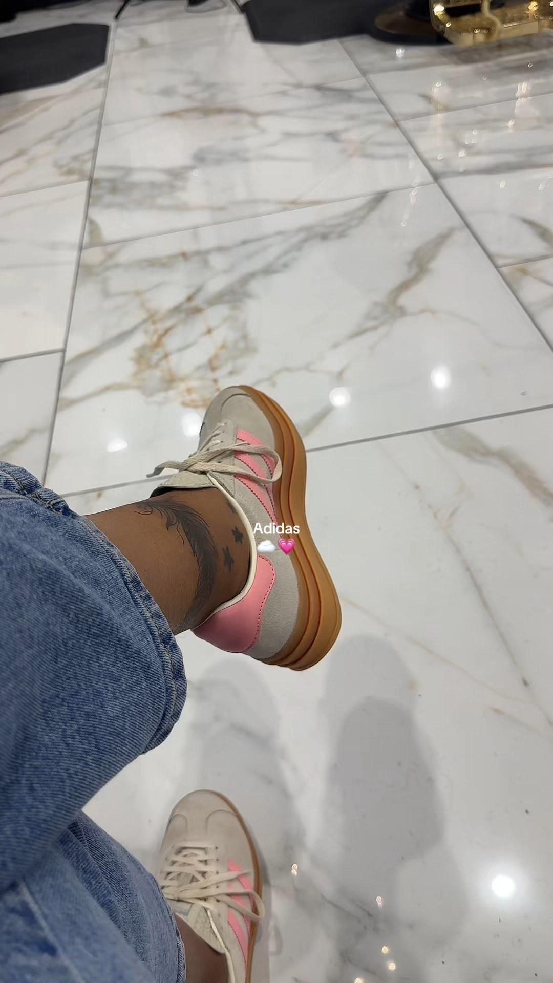 Size down 1/2 size 
Adidas 
Sneakers 
Adidas gazelle 


Follow my LTK @the_lynnai on the @shop.LTK app to view this post and get my exclusive app-only content!

#liketkit #LTKootd #LTKActive #LTKSaleAlert
@shop.ltk
https://liketk.it/5UwqR