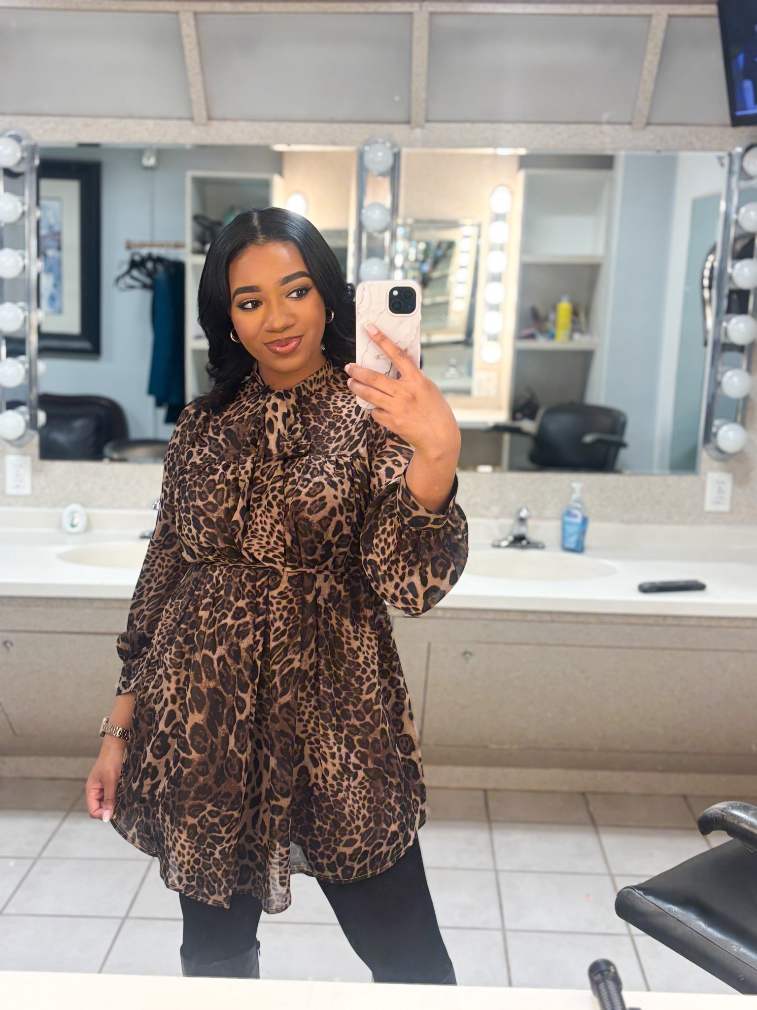 Cheetah dress 🤎 style it for date night or work 😘

#LTKWorkwear #LTKPetite