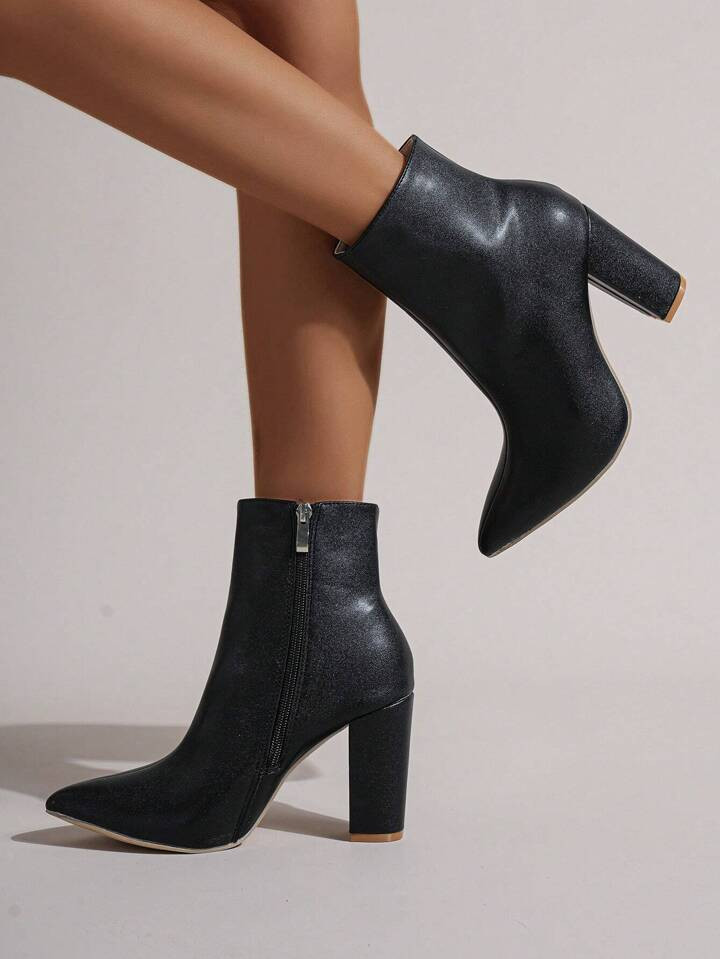 £20.45      
    £35.25
   
  -42%
        TrendsFashionable Women's ShoesColor: Black | SHEIN