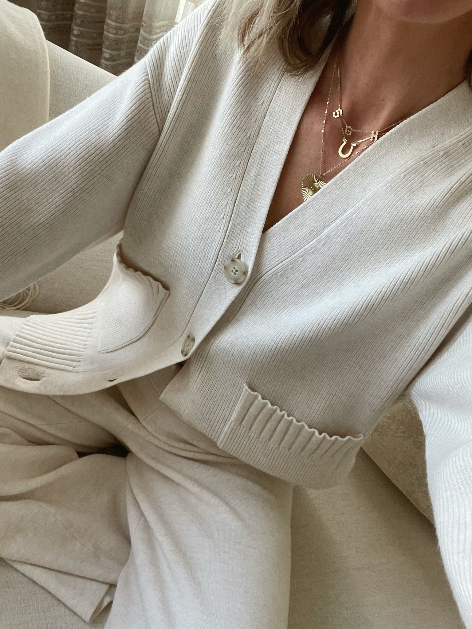 Cozy and chic matching sweater set. I'm wearing size small 