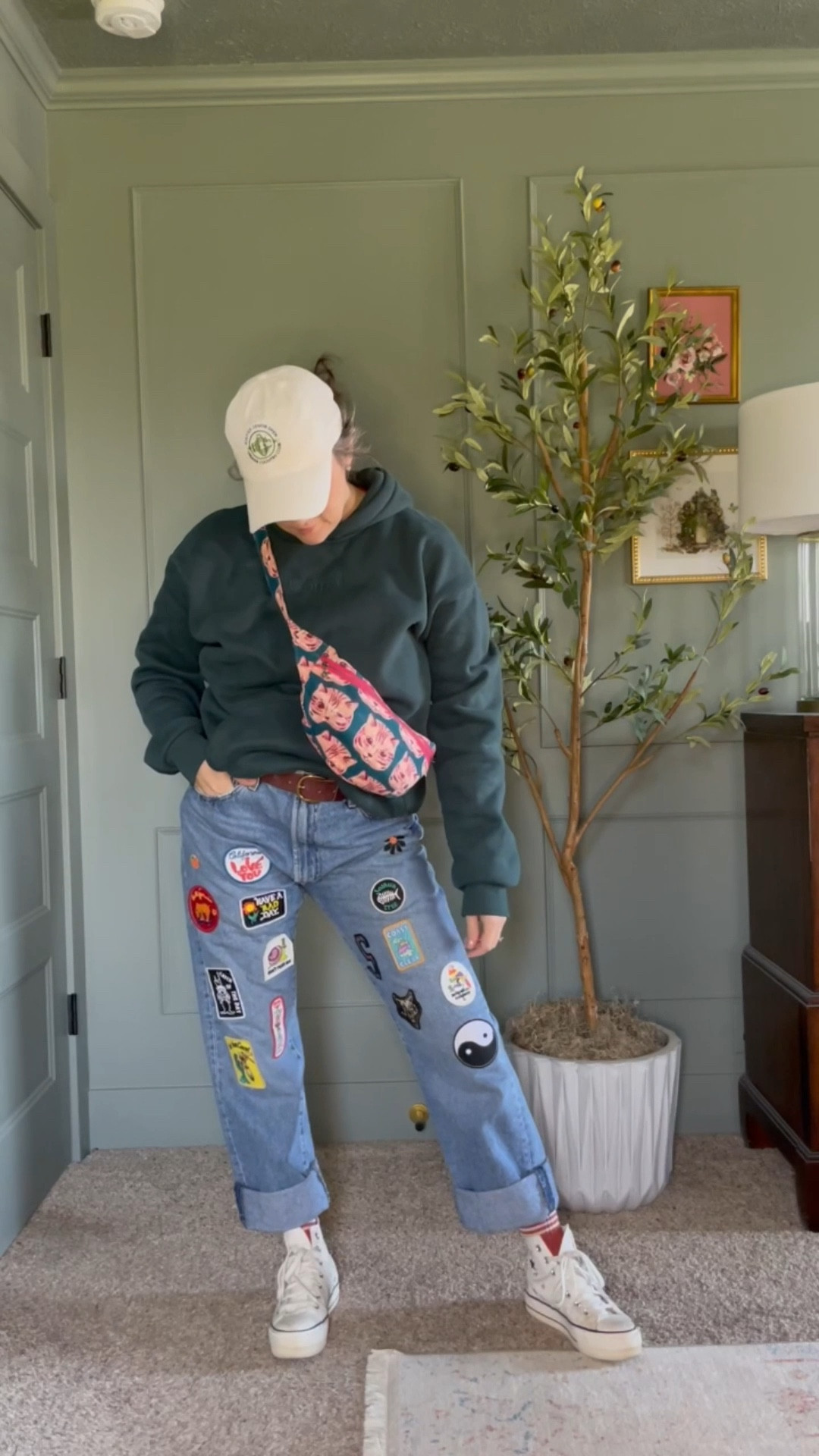 A couple casual weekend looks. The best and patch jeans are vintage finds. 