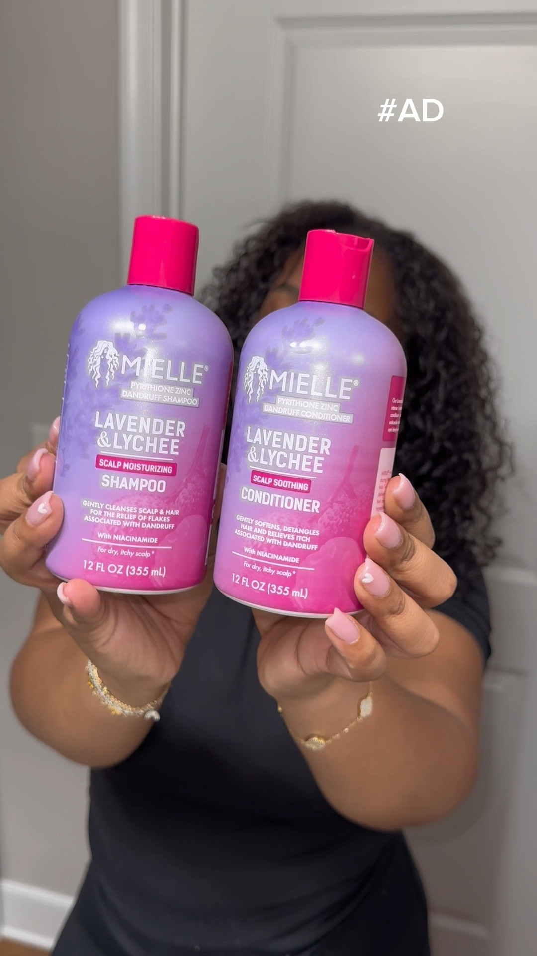 #AD: Nothing like a good wash day 💚 Using @mielleorganics shampoo + conditioner to reset my hair and bring the moisture back. Trust me, your curls will thank you ✨  #Mielle #Miellelavender&Lychee #targetstyle #Target #Targetpartner


#LTKBeauty
