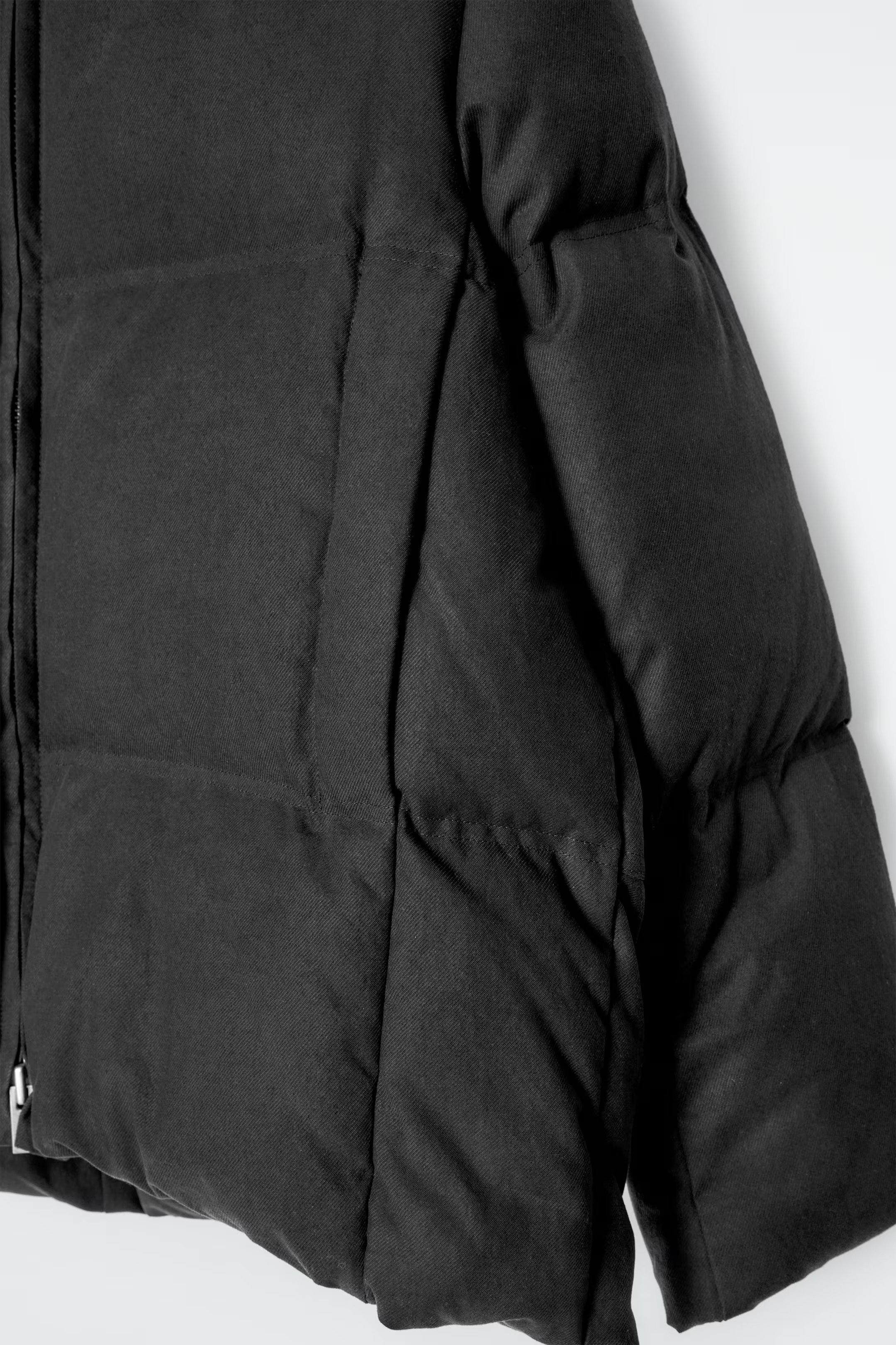 OVERSIZED HOODED DOWN PUFFER JACKET | H&M (UK, MY, IN, SG, PH, TW, HK)