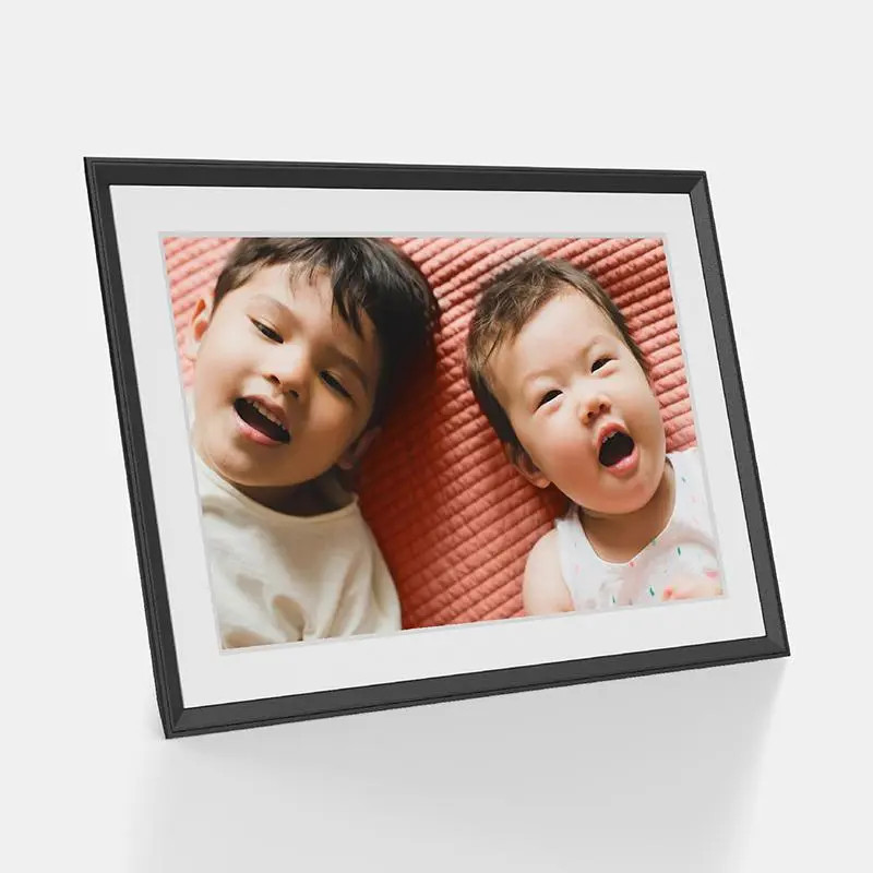 Carver Gravel with White Mat - Smart HD Digital Picture Frame | Aura | Aura Frames