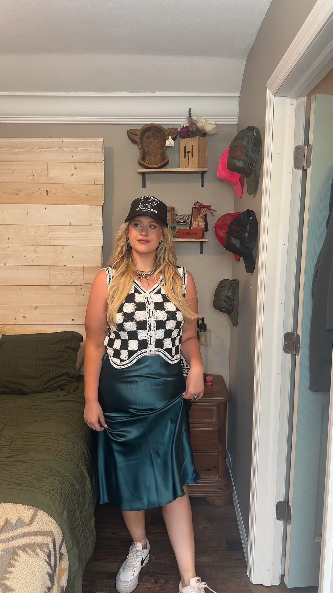 A Ranchy but fancy checkered fit! 
