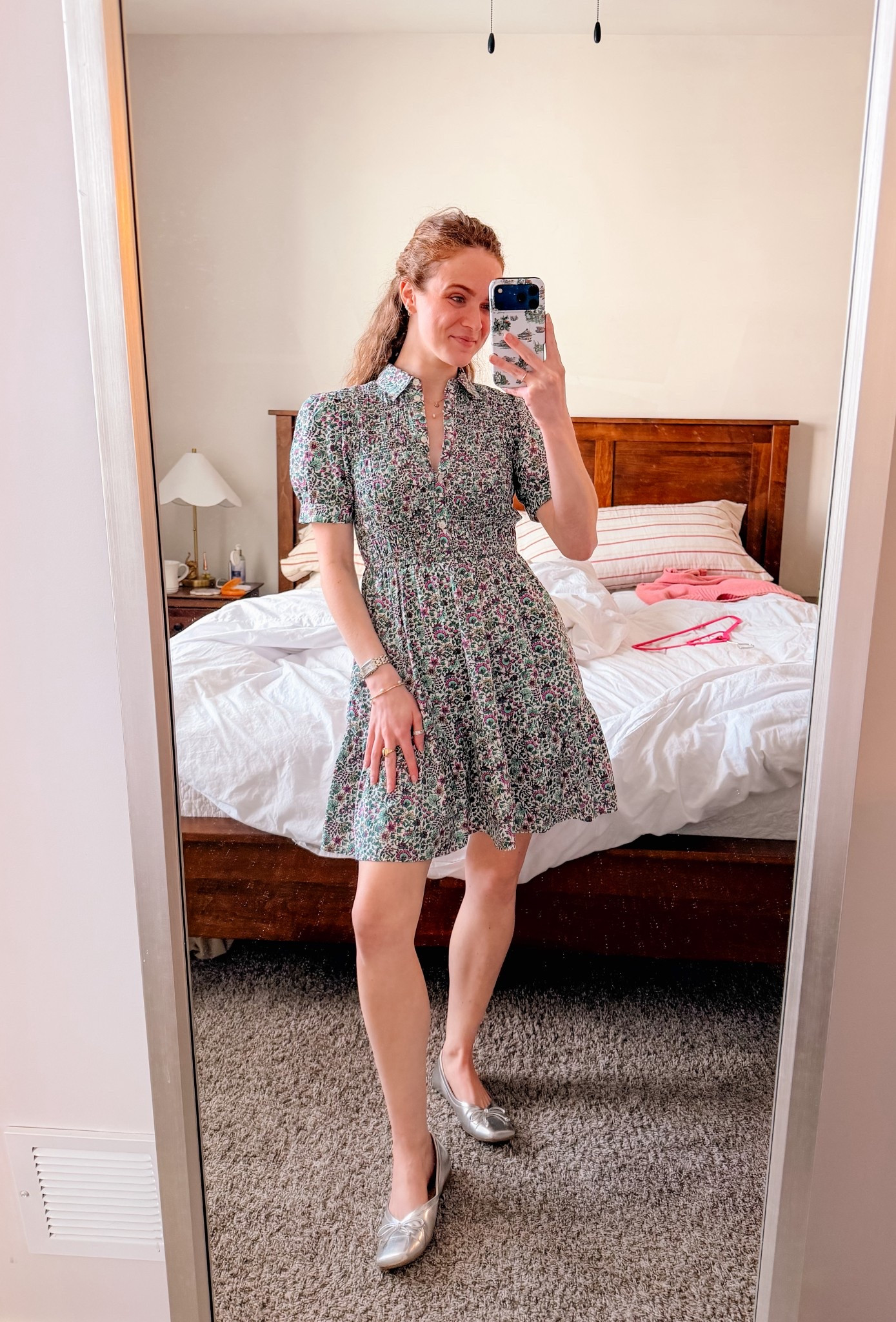 This floral dress was perfect for a quick trip into the office!! We had a ~moment~ of warmth this week, so had to capitalize on it!! 🪻

#LTKootd