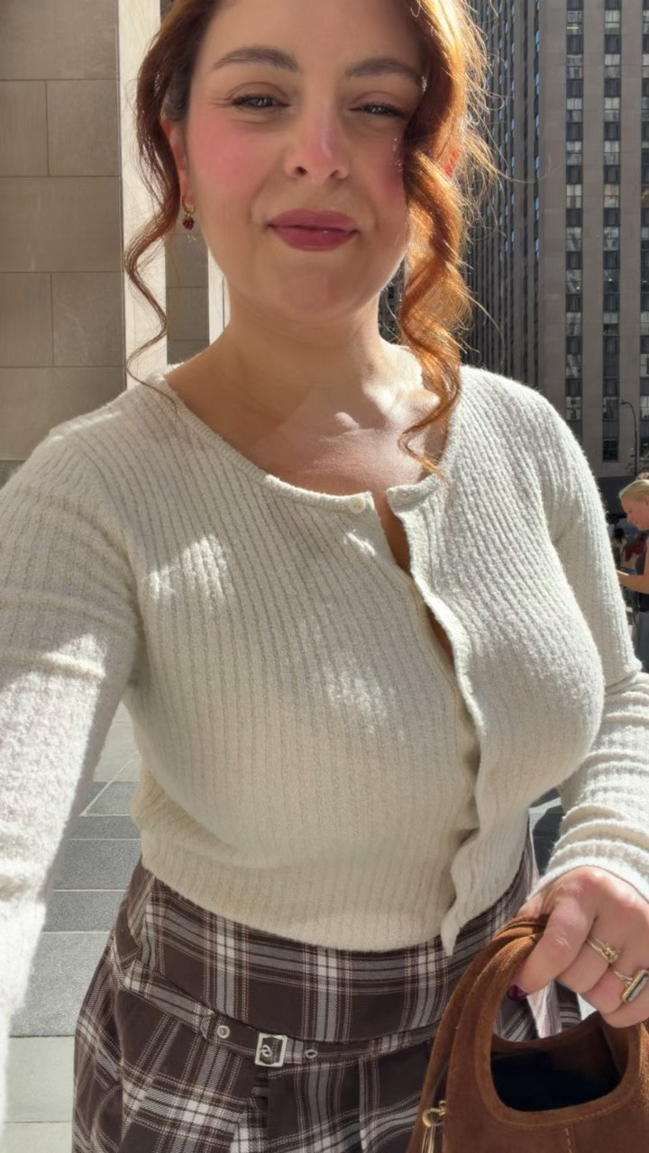 Walmart plaid mini skort and cardigan

#walmartpartner @Walmart