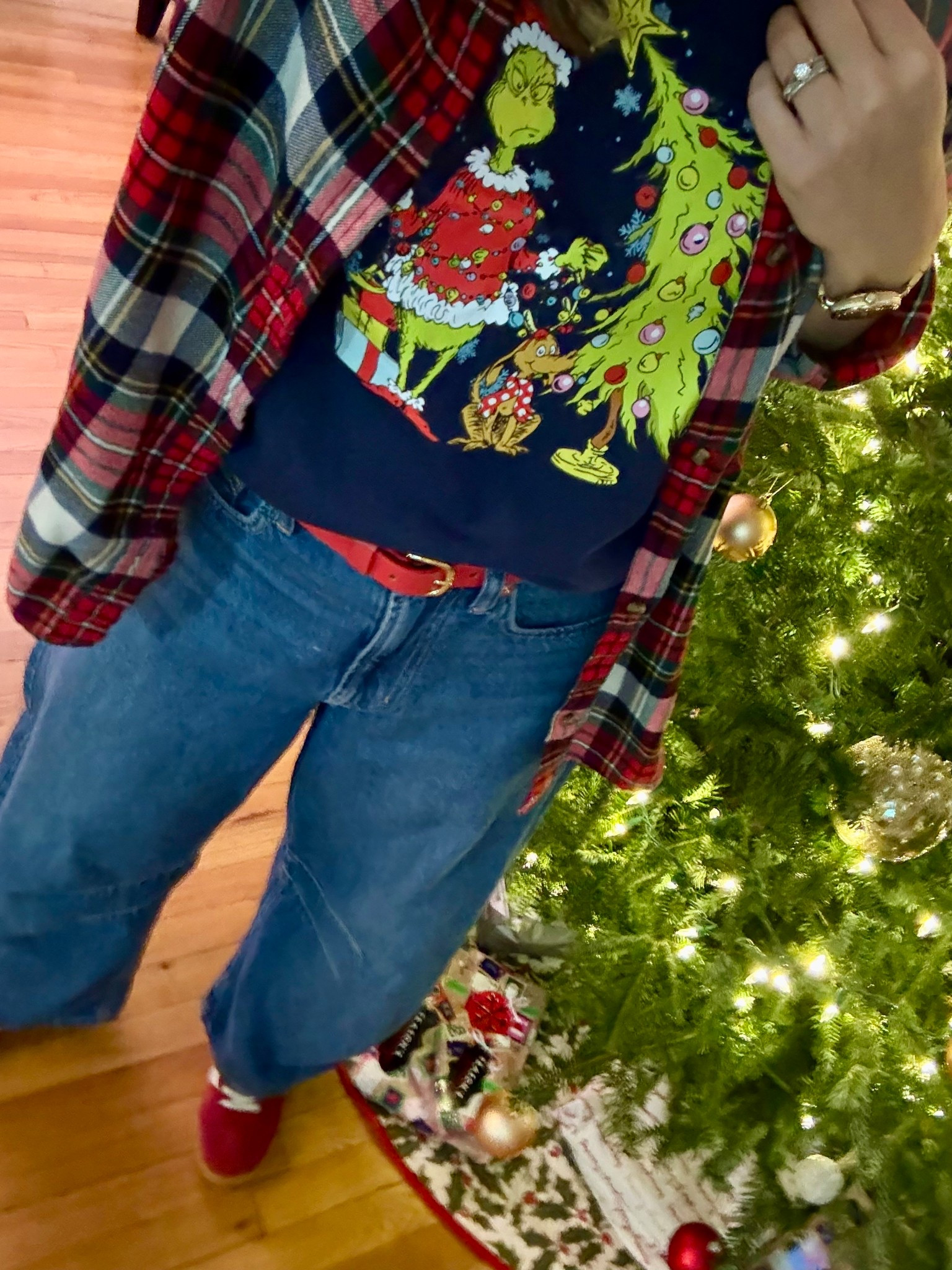 Sometimes I miss old Instagram, where everyone's outfit shots looked like this 🤣

Resharing this cute Grinch shirt now so you can see it on ❤️

#LTKGiftGuide #LTKHoliday #LTKootd