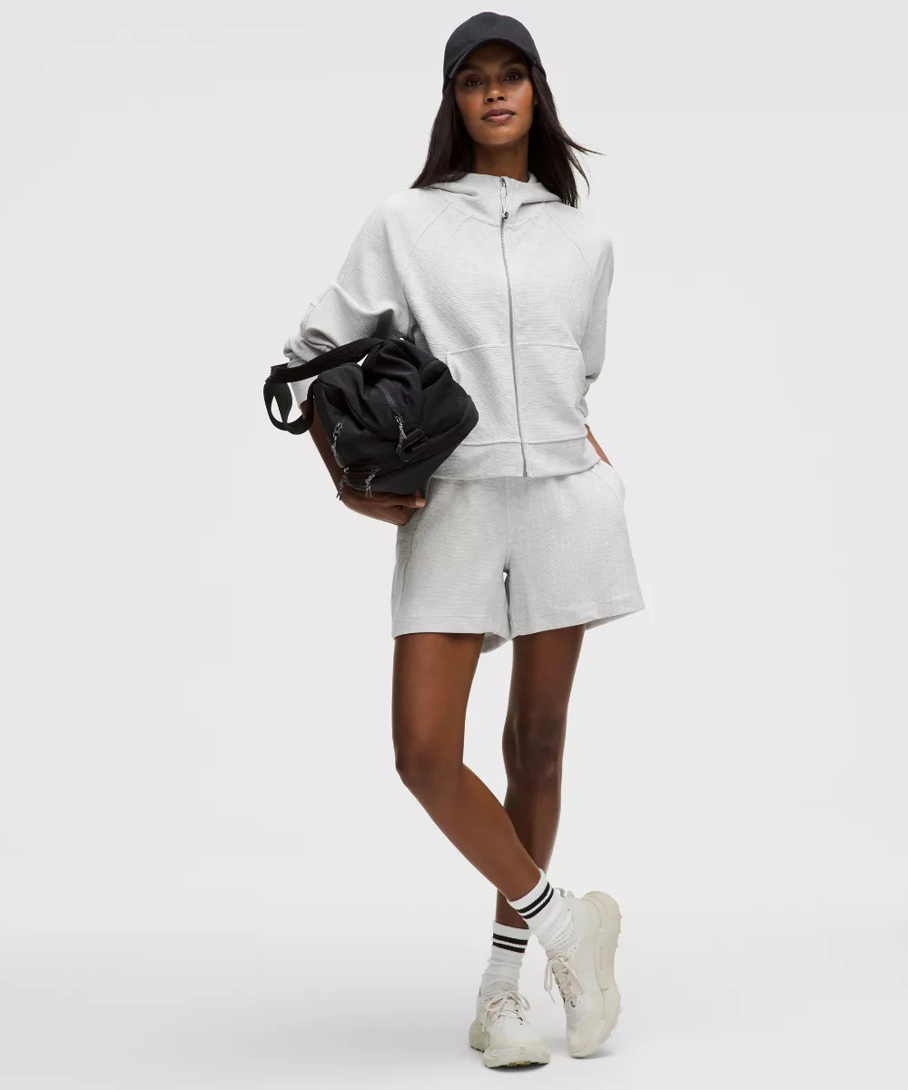 Scuba High-Rise Short 5"
Waffle | lululemon (AU)