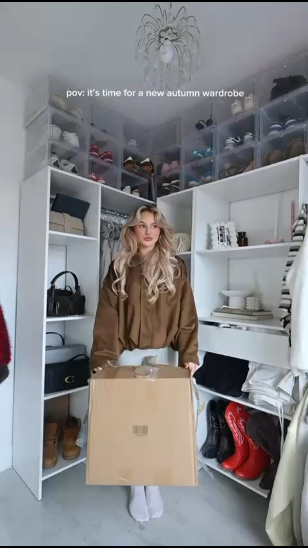 It’s time for a new A/W wardrobe 🤎

Suede jacket, bomber jacket, cardigan, knitwear, joggers, low rise jeans, baggy jeans, denim jacket, boxy jacket, knee high boots, leather boots, autumn outfit, winter outfitt

#LTKuk #LTKautumn #LTKwinter