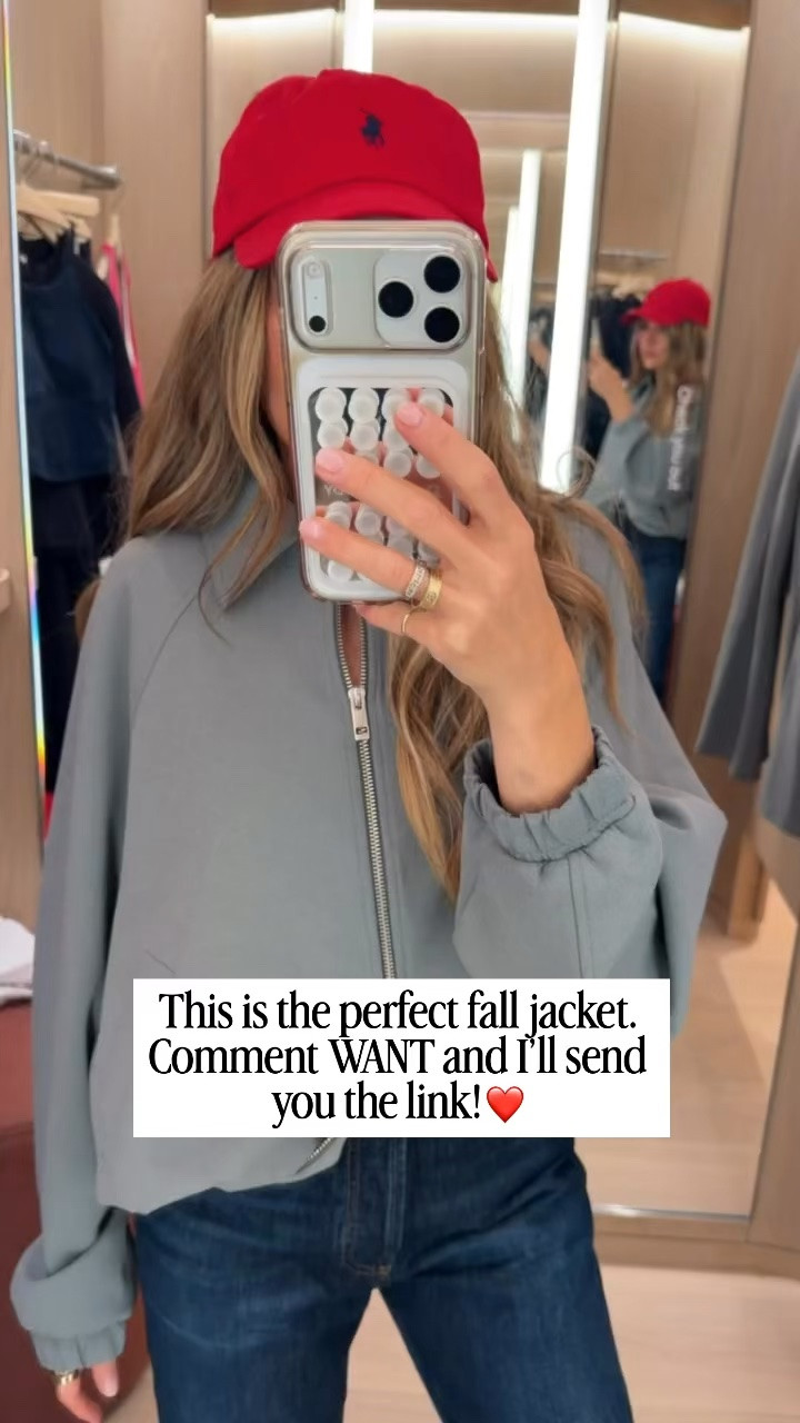 This jacket is stunning!

Fall jacket, fall outfit, lululemon jacket, lululemon fashion, women’s fashion