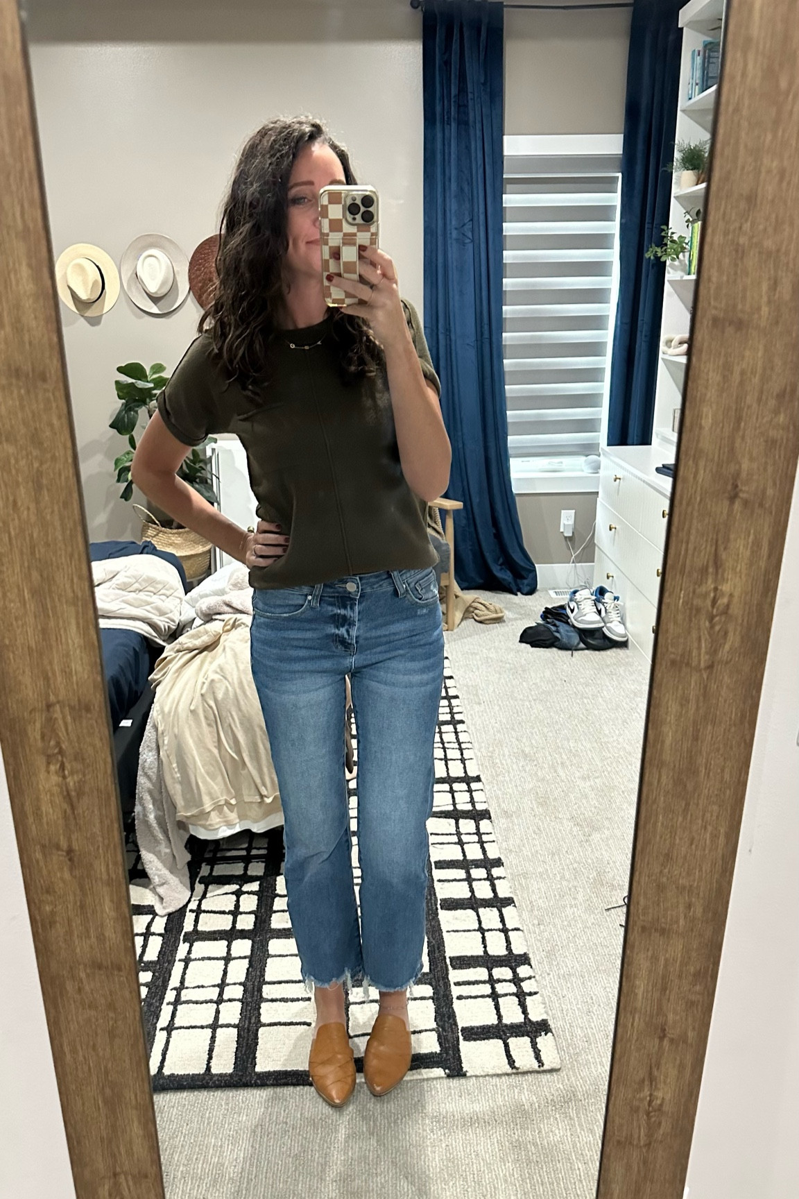 80 degree fall day 😊 

#LTKfindsunder50 #LTKstyletip #LTKSeasonal