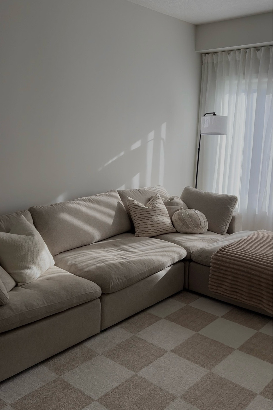 living room details

#LTKsale #LTKcanada