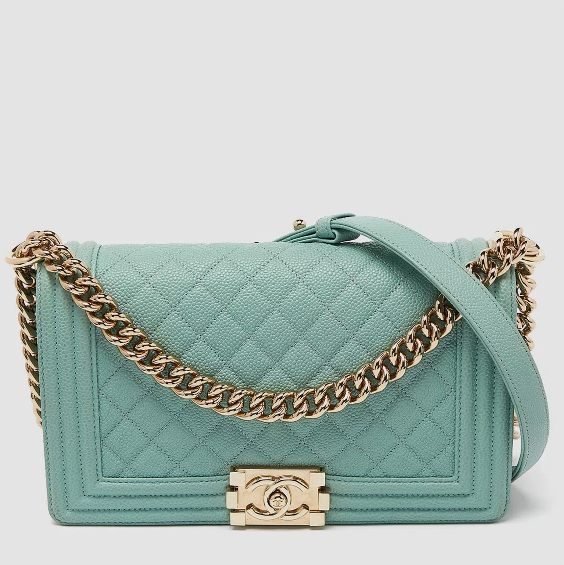 Light blue Chanel boy bag with champagne gold hardware. Amazing color for summer looks!

#LTKSeasonal #LTKTravel #LTKItBag