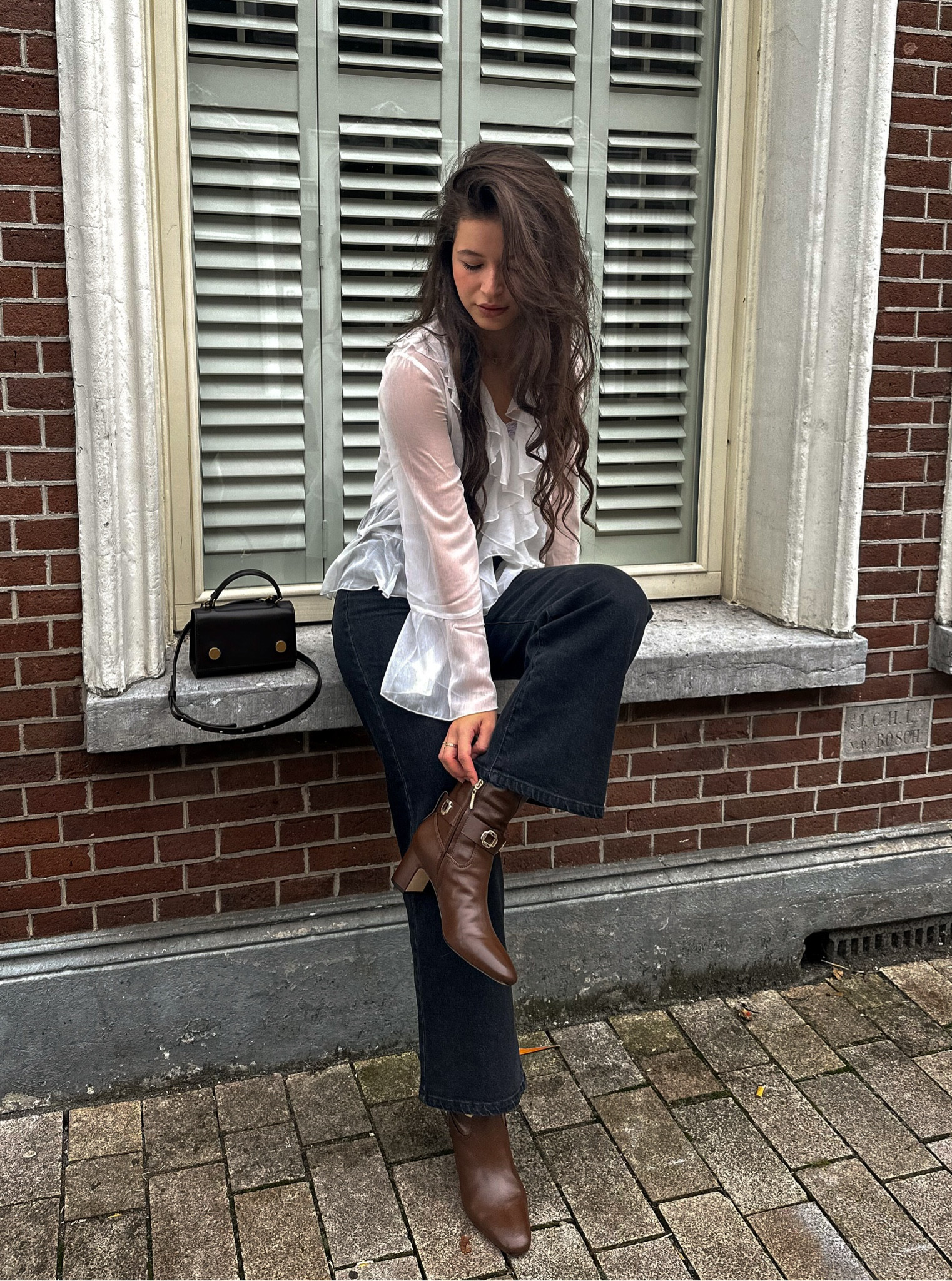 The perfect casual classy fall outfit 🤎 Scroll to shop! X Fall fashion, brown boots, ruffle blouse, brown mini bag, wavy hair, casual style, elegant

#LTKeurope #LTKstyletip #LTKwinter