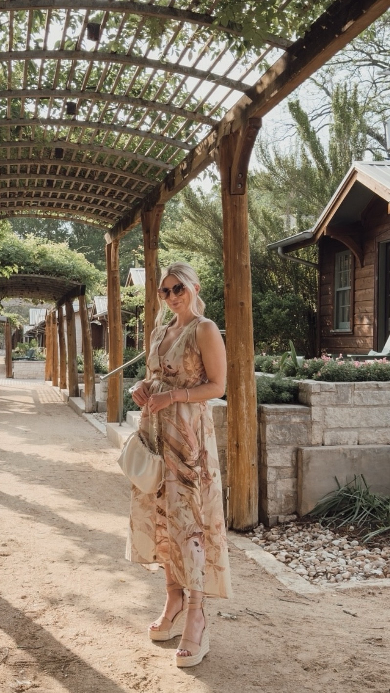 Love this dress from Reiss NYBG for the summer and it’s on SALE!!!🤍


#LTKStyleTip #LTKSaleAlert