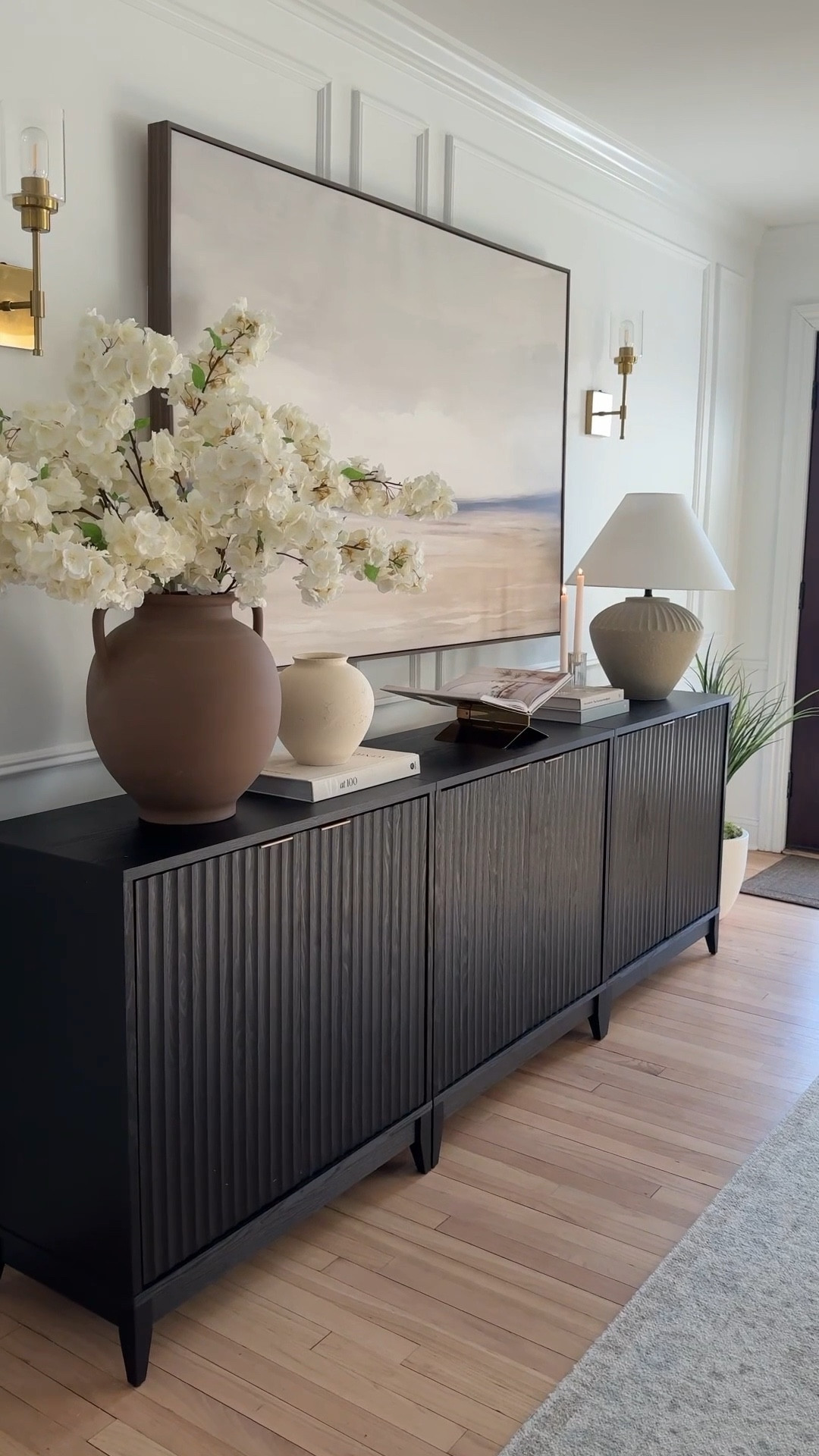 It’s finally back 😍
This massive wall art sold out so fast.. but it’s back now and it’s 30% off at Target 🙌🏼

It looks designer but it’s totally budget-friendly, and the scale is perfect for filling a big empty wall. 🤌

#TargetHome #ViralHomeFind #WallArtGoals #BudgetHomeStyle #ModernOrganicHome #NeutralDecor #TargetStyle #HomeInspo

#LTKSeasonal #LTKHome