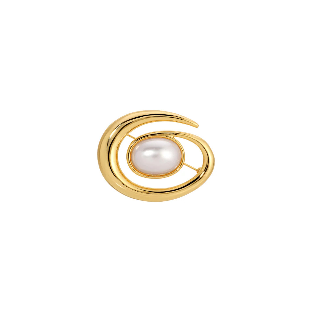 SWIRL PEARL BROOCH GOLD | Heaven Mayhem