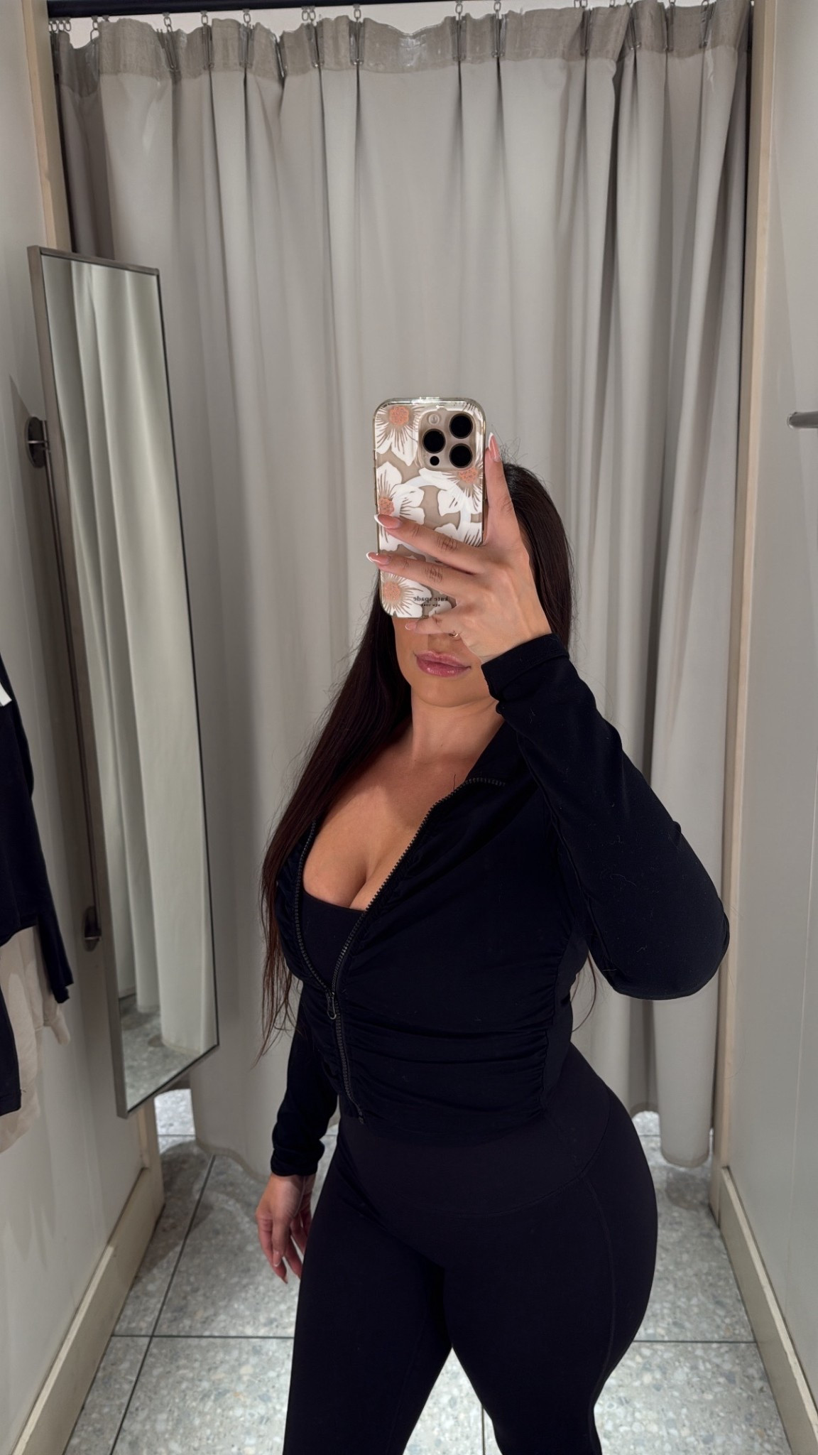 Workout / Casual set 
Size small everything 

#LTKfitnessgoals #LTKootd #LTKActive