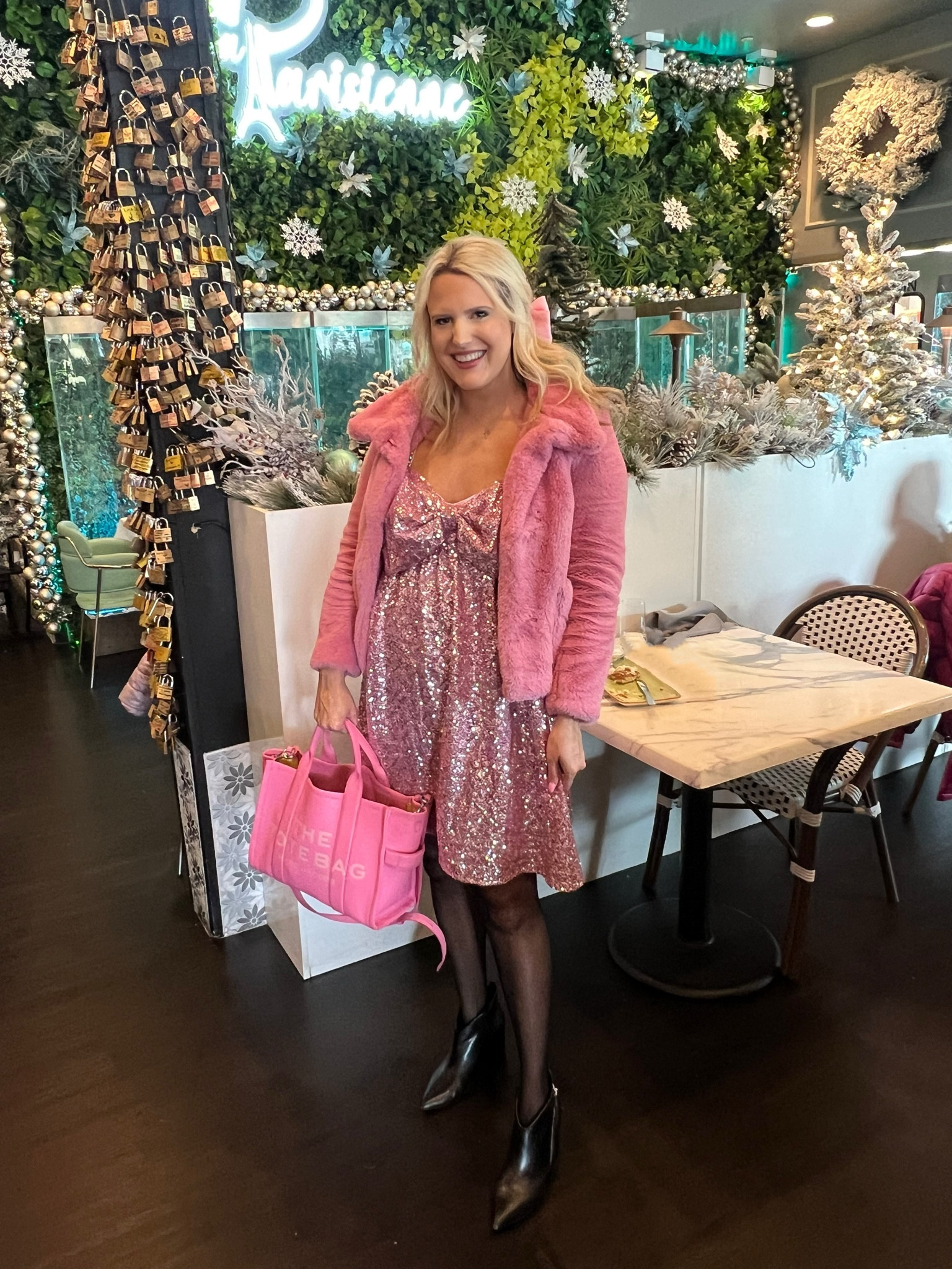 Now sequin dress
Valentine’s Day outfit 
Winter outfit 
Date night outfit
Birthday outfit 


#LTKSaleAlert #LTKFindsUnder100 #LTKFindsUnder50