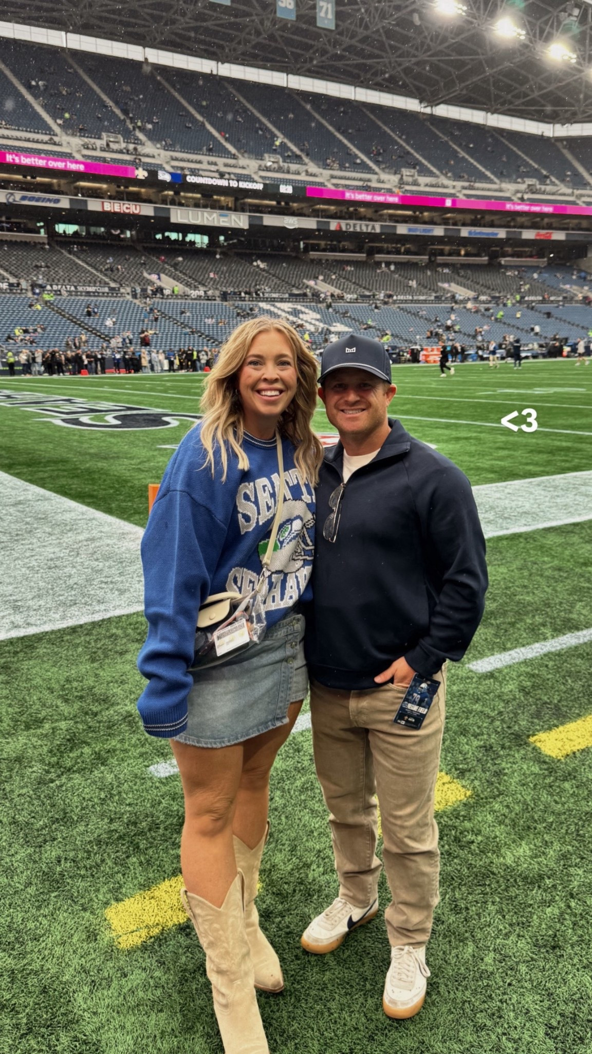 Midsize Game Day Outfit 🏈💙💚 Wearing a size XL sweater but they run VERY oversized. I kinda wish I would have grabbed a Large. Wearing a 32 in the skort.  🫶🏻

#LTKSeasonal #LTKFindsUnder100 #LTKMidsize