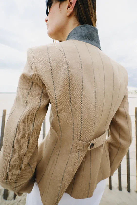 ZARA WOMAN COLLECTIONBlazer made from linen blend yarn. Contrasting stand-up collar and long slee... | Zara US