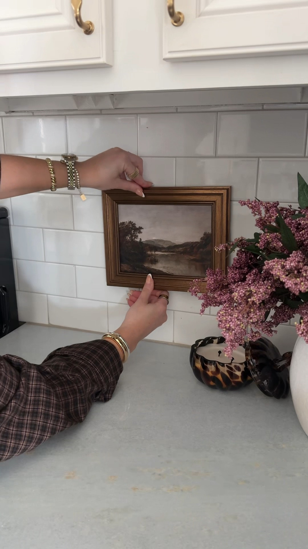 Kitchen counter top hack. Fall decor. Kitchen fall decor. Kitchen decor