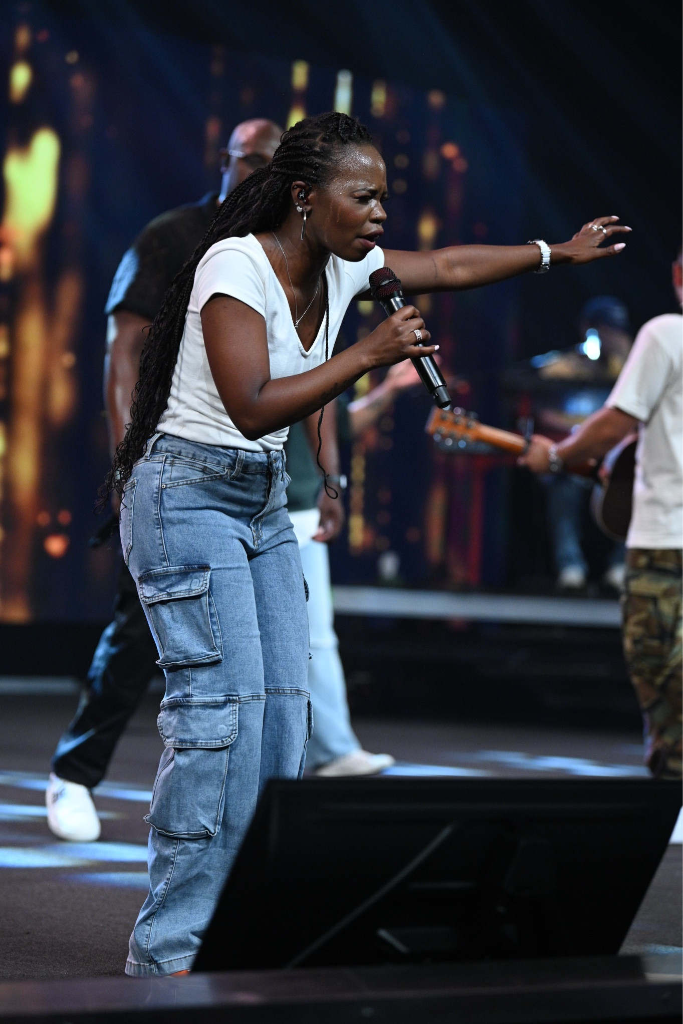 Clean and clear ! 🤍

My bodysuit from F21 doesn’t come in white anymore, but try a new color! I’m wearing a medium.

#LTKWorkwear #LTKFindsUnder100 #LTKShoeCrush