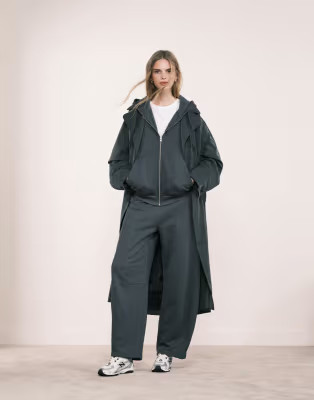 ASOS DESIGN co-ord barrel leg jogger with seam detail in charcoal | ASOS (Global)