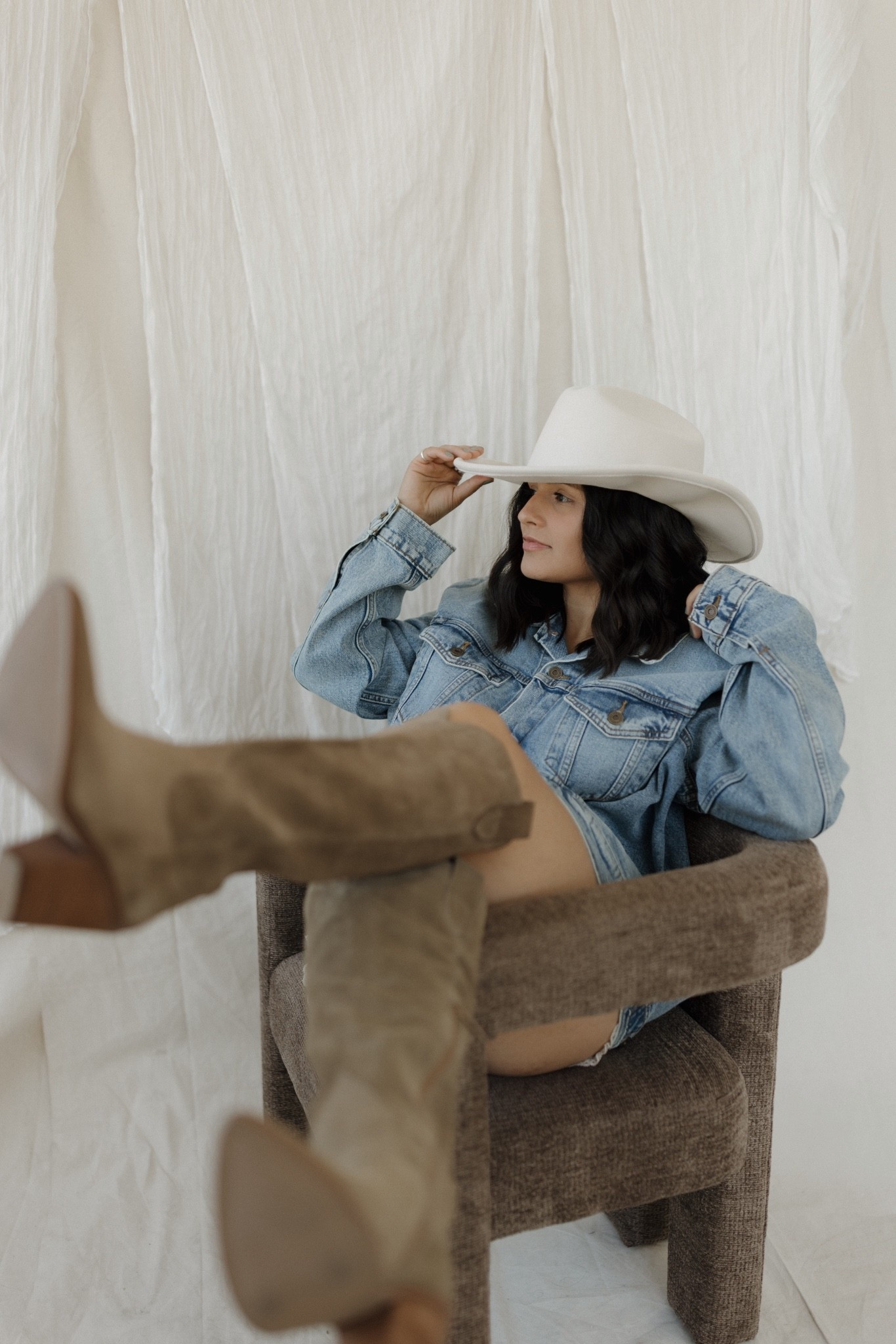 Reverse Cowgirl style

#LTKootd #LTKgrwm #LTKPetite