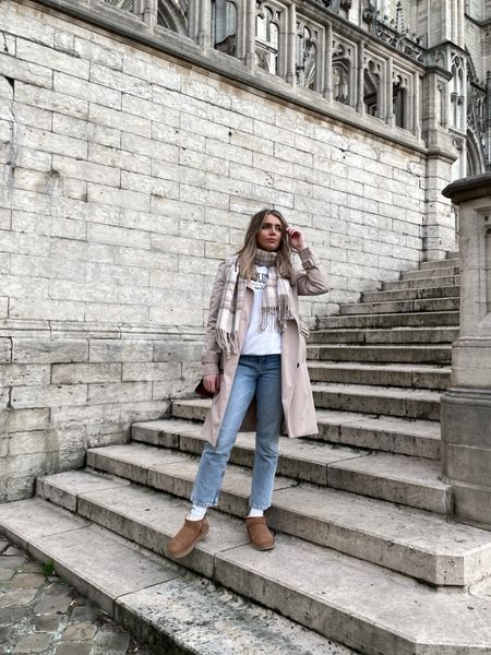 took my new trench and ultra minis (YES I GOT MY HANDS ON SOME) for a spin around brussels 🕵🏼‍♀️

Trench Coat / Slogan Sweater / Bleach Straight Jeans / Ugg Ultra Mini Boots / Beige Checked Scarf

#LTKunder50 #LTKstyletip #LTKSeasonal