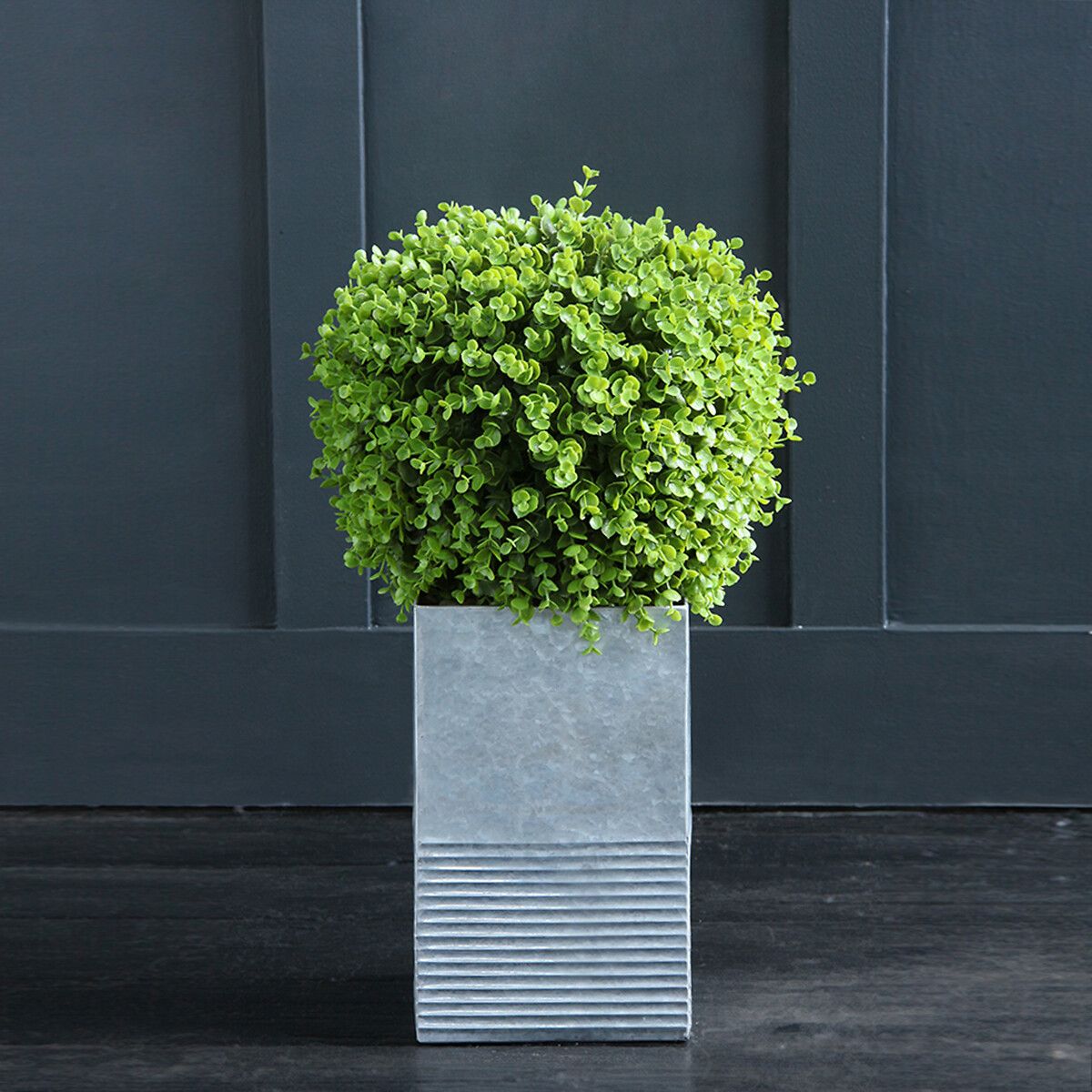 60cm Ball Boxwood Topiary in Metal pot | La Redoute (UK)