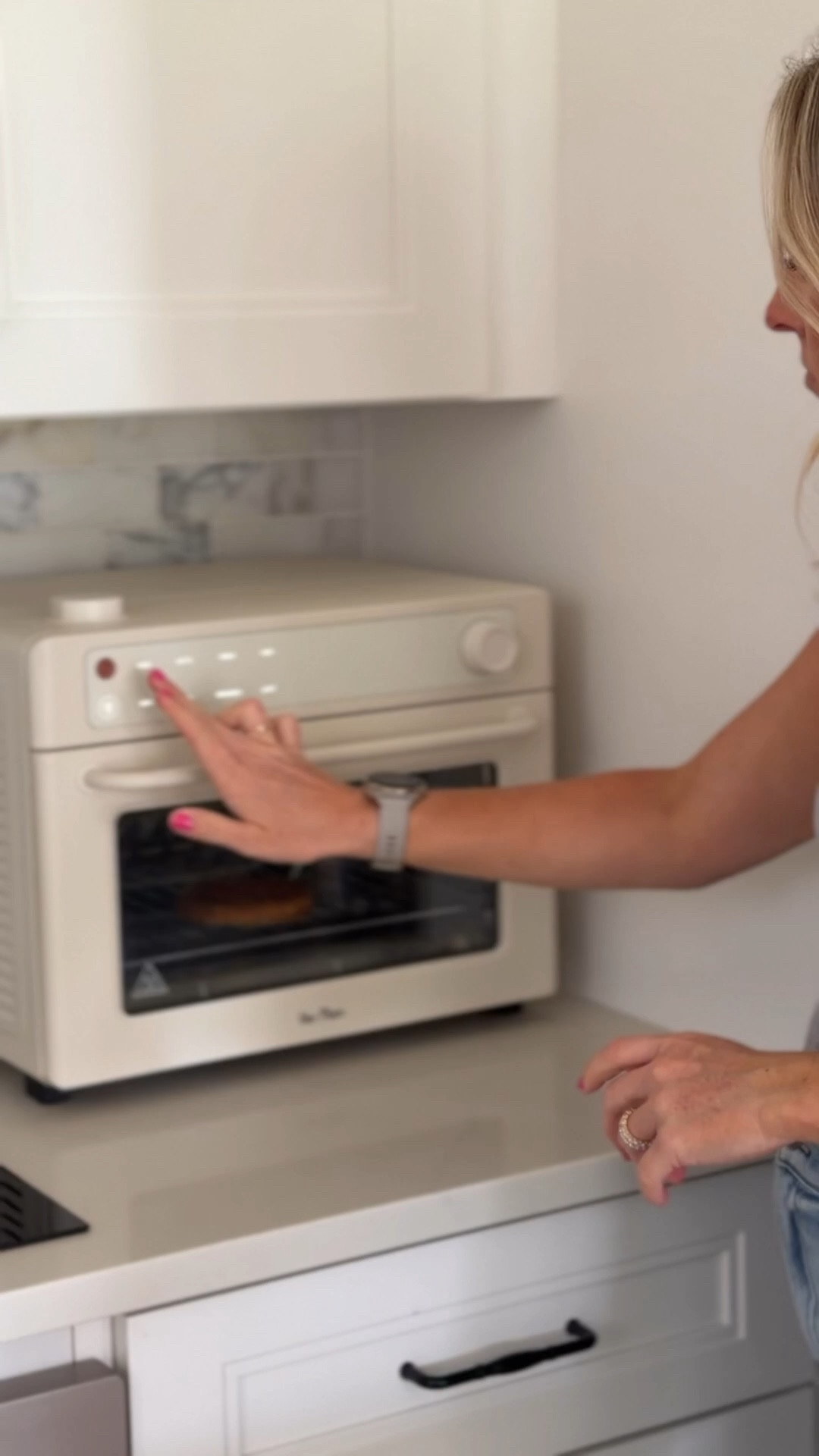 The “do it all” air fryer with a larger capacity to help with the cooking! 

#LTKHome #LTKfoodie