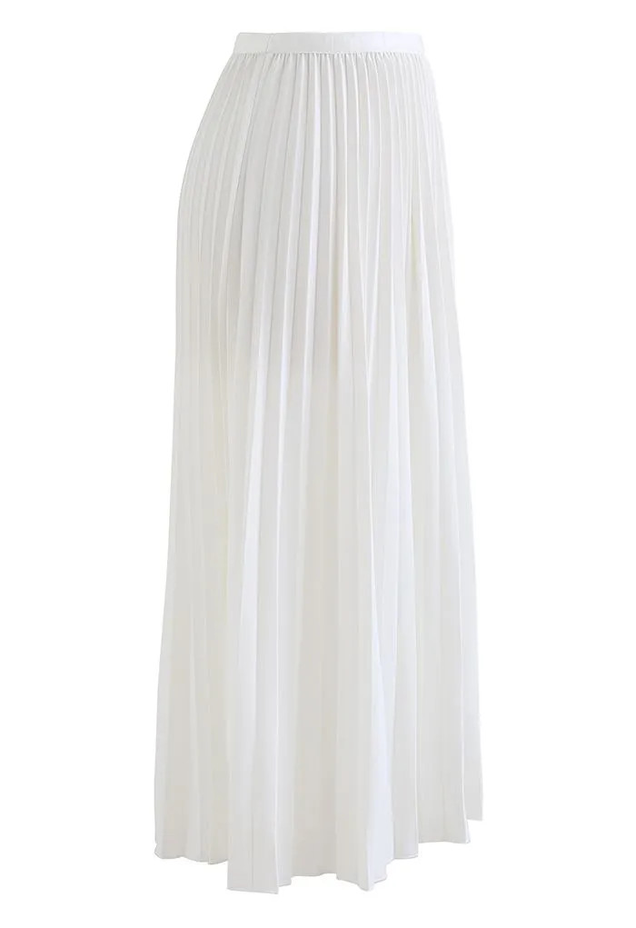 Simplicity Pleated Midi Skirt in White | Chicwish