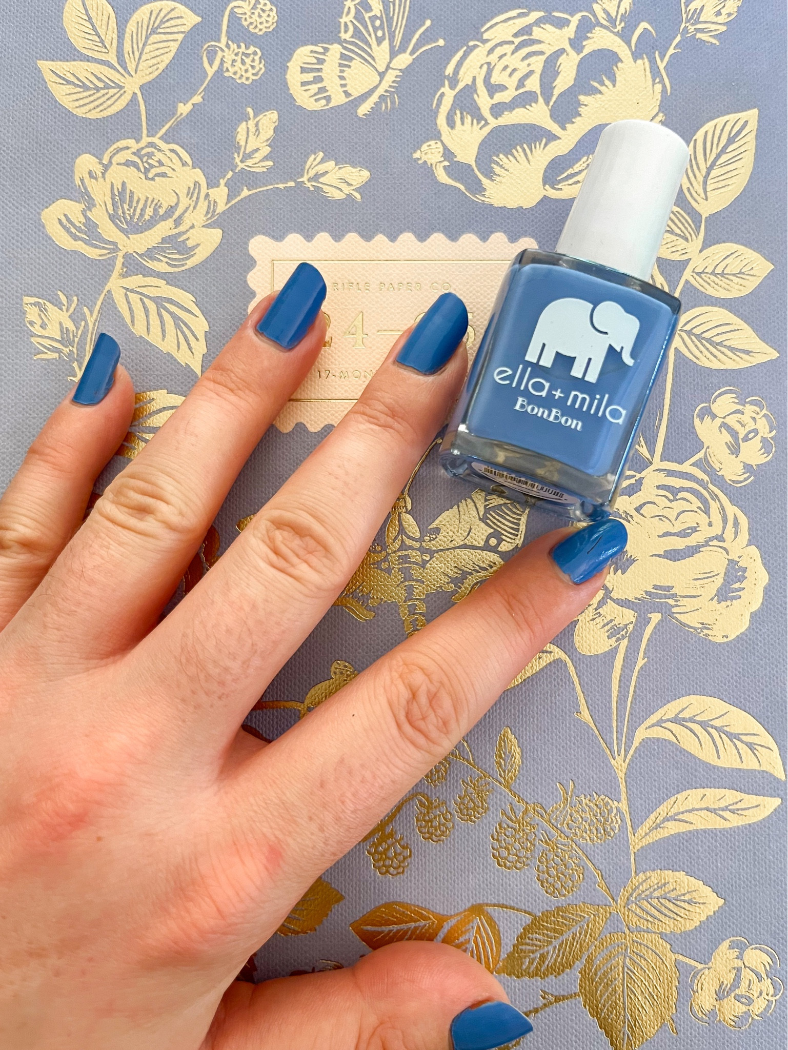 This shade of blue lives rent free in my head💙

#LTKSeasonal #LTKFindsUnder50 #LTKBeauty