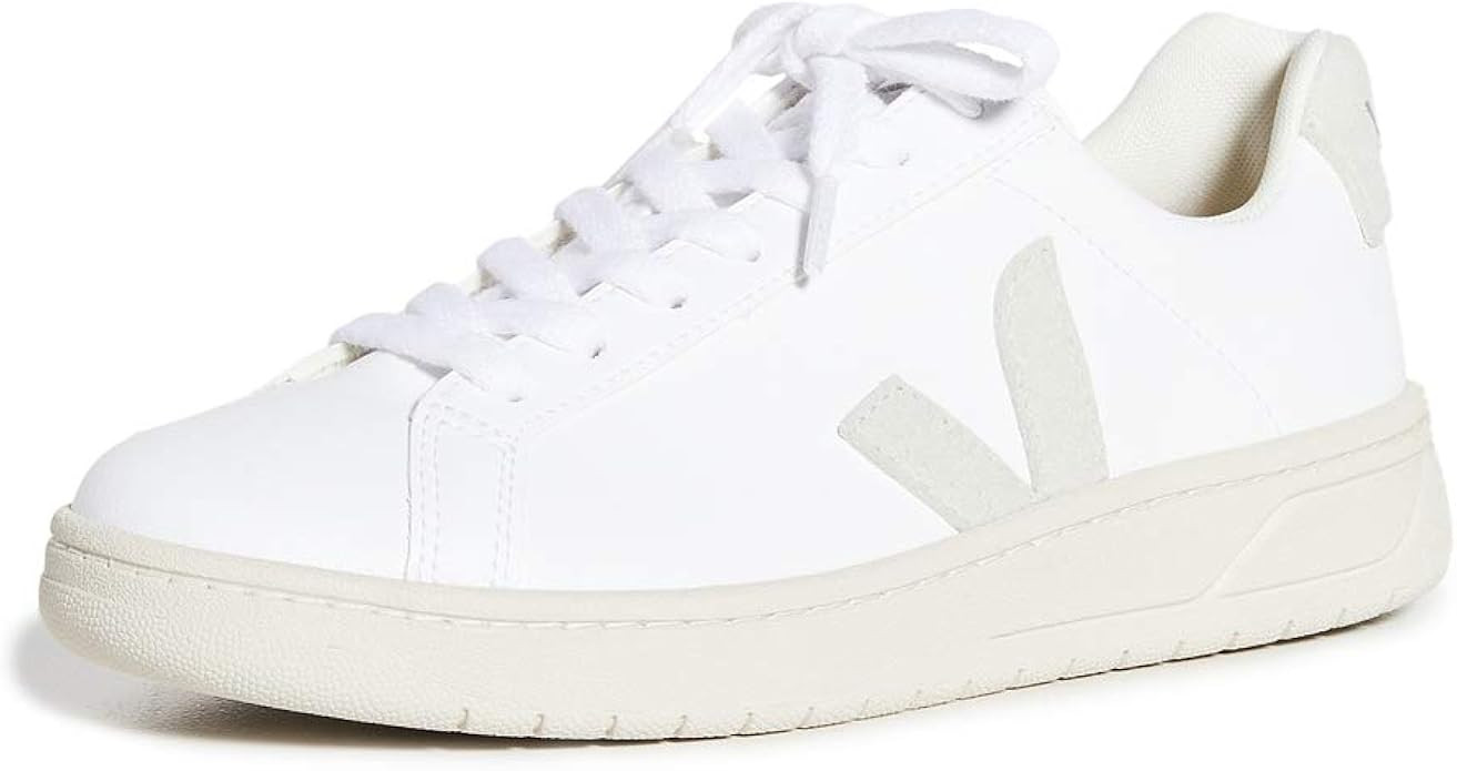Veja Women's Urca Sneakers | Amazon (US)