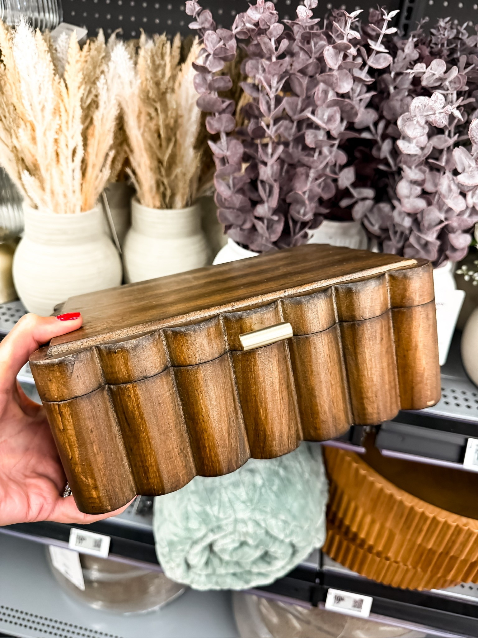 The scalloped edges make this wooden jewelry box feel so much more special. Such a pretty way to keep everyday pieces organized while still looking beautiful on a dresser.

wooden jewelry box, scalloped decor, jewelry organizer, dresser decor, bedroom decor, home organization, decorative storage, jewelry storage, neutral home decor, TheMomInStyle

#LTKgrwm #LTKHome #LTKdayinmylife