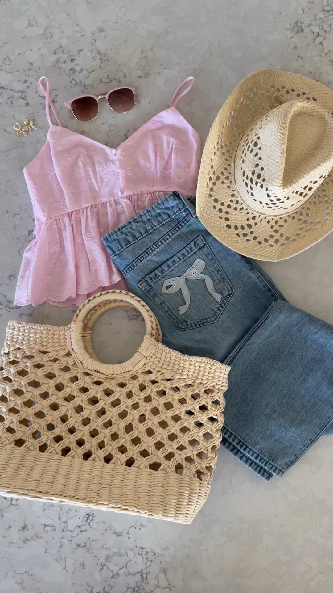 Spring break… #teenoutfits #teenfashion #springbreak #springoutfits #summeroutfits #bowjeans 

#LTKSpringSale #LTKSeasonal #LTKWatchNow