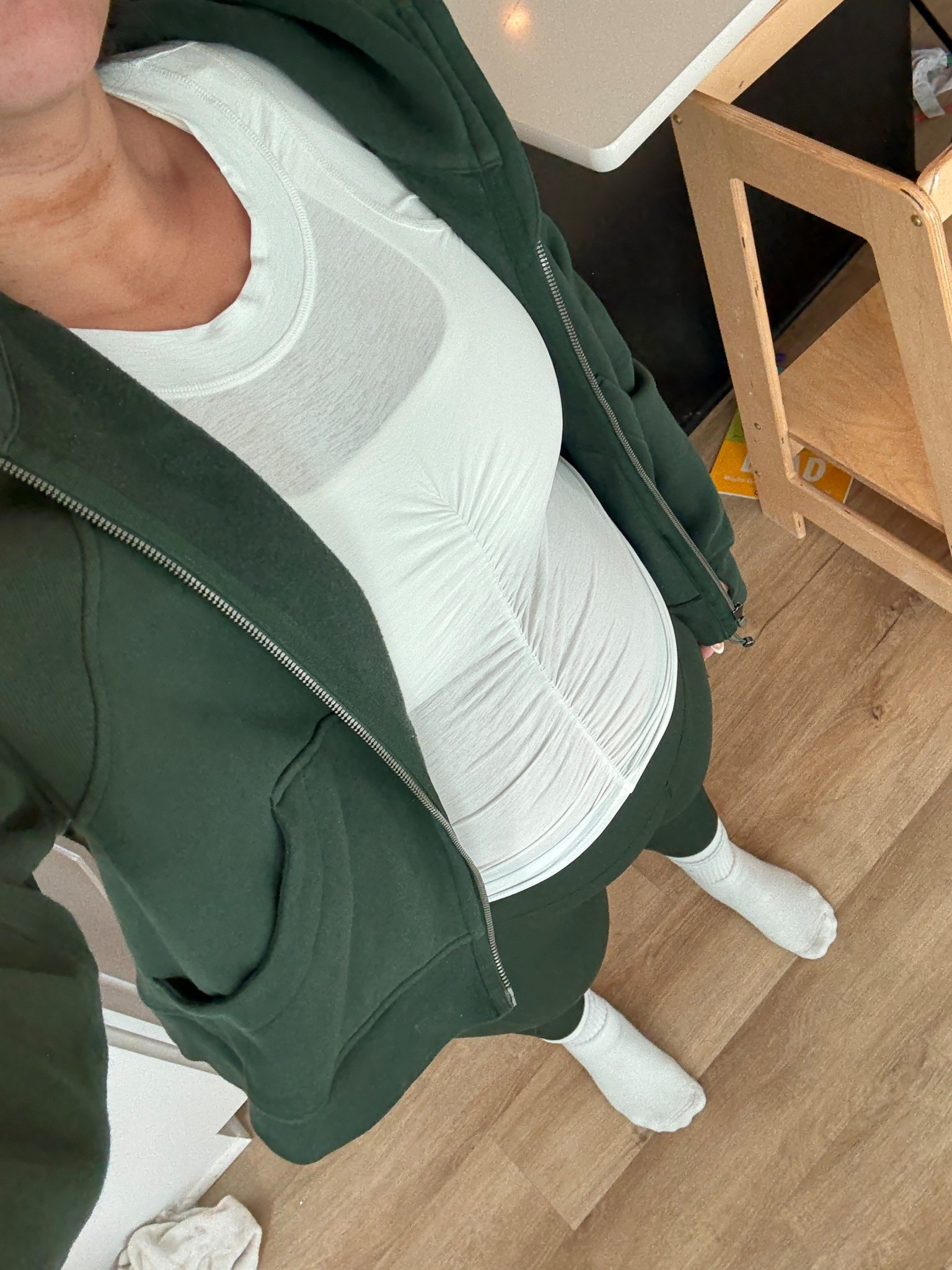 Loving this Bump Friendly Active Wear!!




Midsize fashion, active wear, workout outfit, midsize workout outfit, running OOTD, matching set, long sleeve workout top

#LTKMidsize #LTKActive