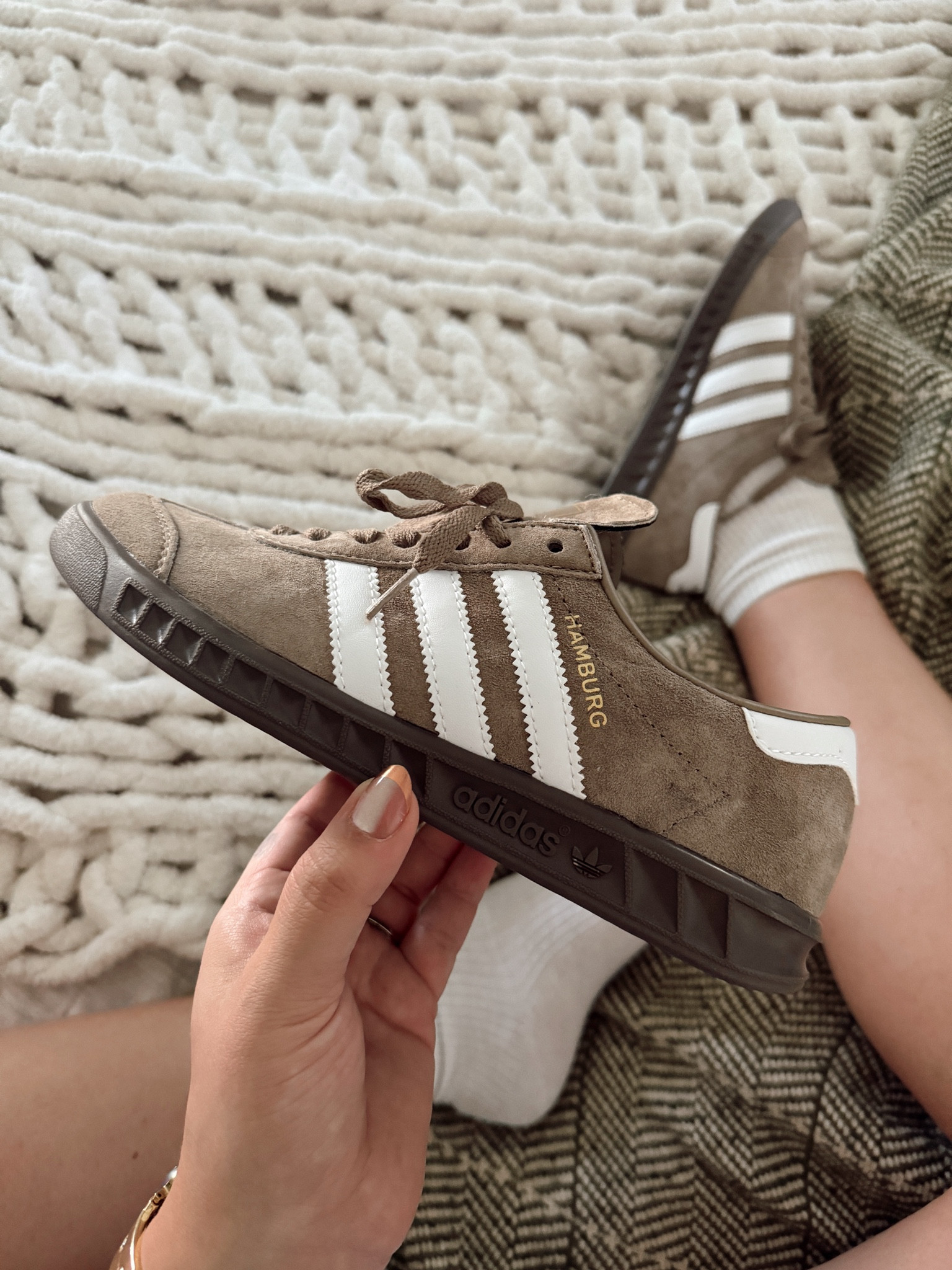 The perfect fall sneaker for $50 including shipping!! Mine came in 2 weeks 😍 

#LTKFindsUnder50 #LTKFindsUnder100 #LTKShoeCrush