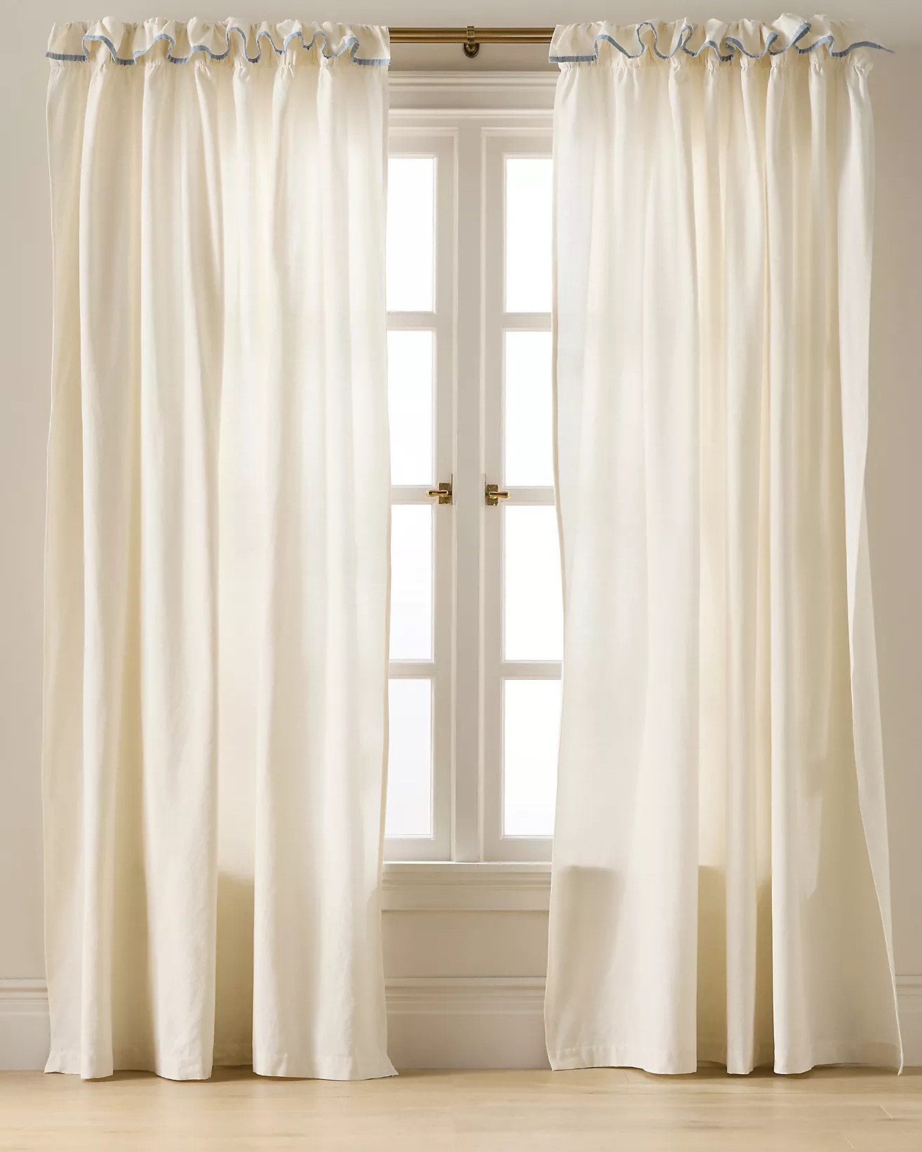 I’ve been trying to find the perfect curtains that are both light and bright but feel special and unique. 

I’m going to be ordering the full size for the living room and the cafe style for the kitchen and bathrooms

neutral curtains with a small pop of color 

#LTKHome