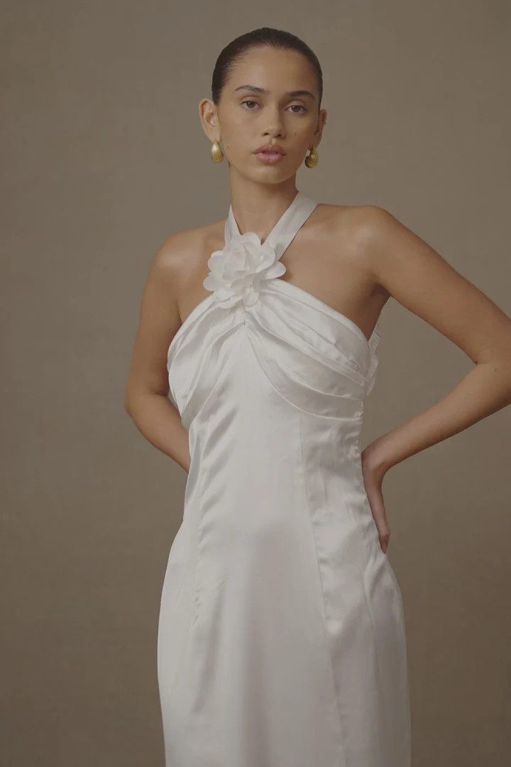 Rose Halter Maxi Dress - White | MESHKI US