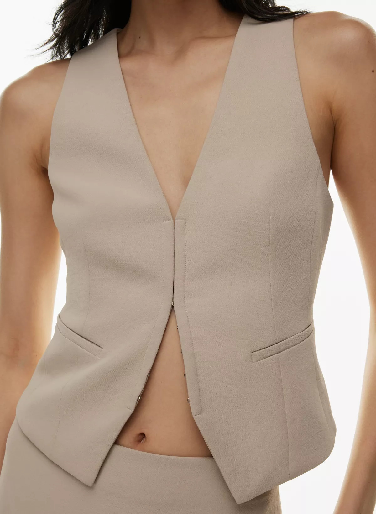 ATTIRE VEST | Aritzia