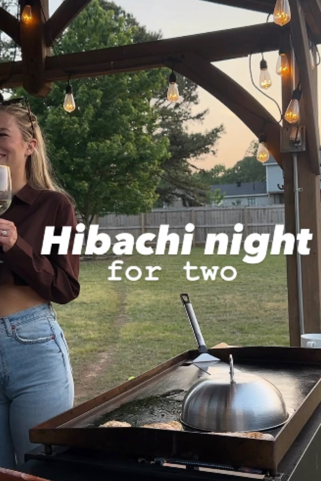 Zara jeans 0/6688/025/406/32 shirt is H&M 

#LTKFind #LTKSeasonal #LTKGiftGuide