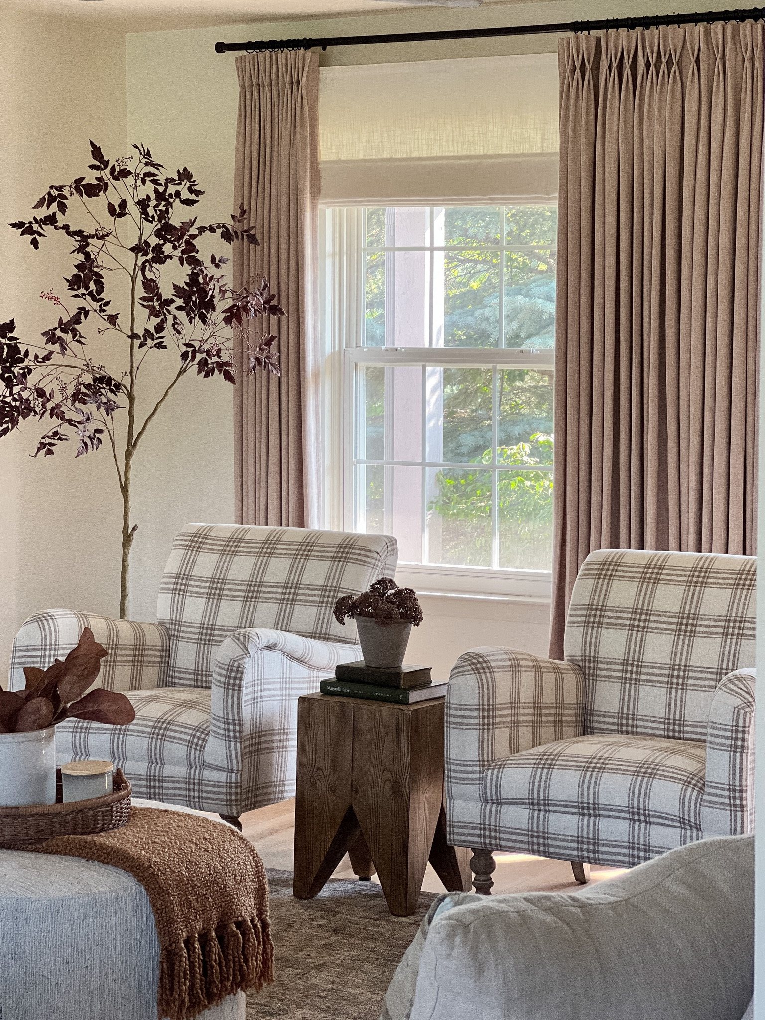 The perfect Plaid Chairs

Fall inspo
Fall accents
Side chairs
Arm chairs

#LTKSeasonal #LTKhome