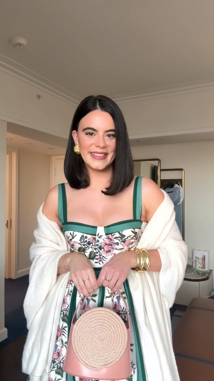 Outfit of the night in Palm Beach! My stunning dress is Tuckernuck! 🐚